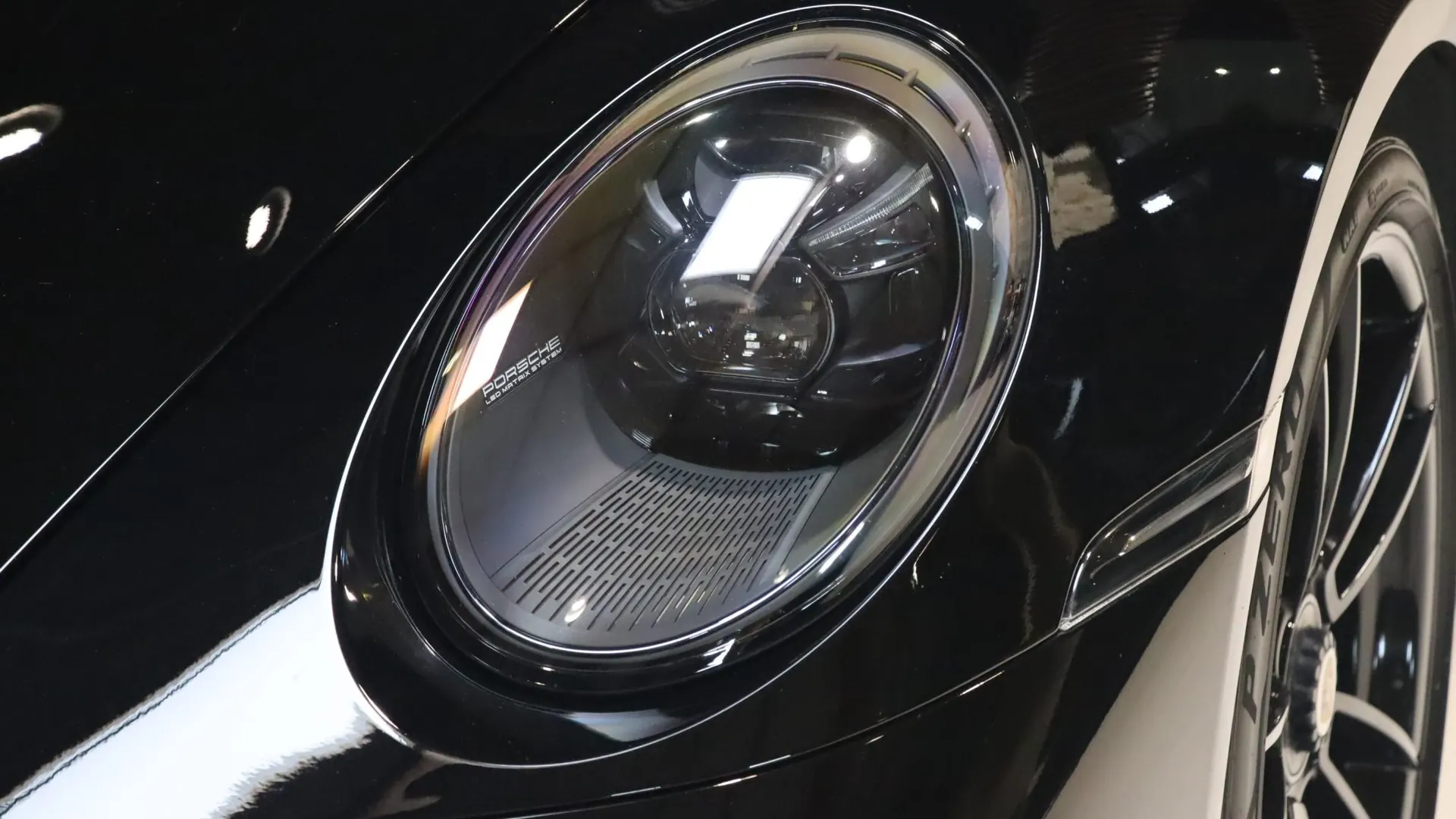 Porsche 911 — photo 45