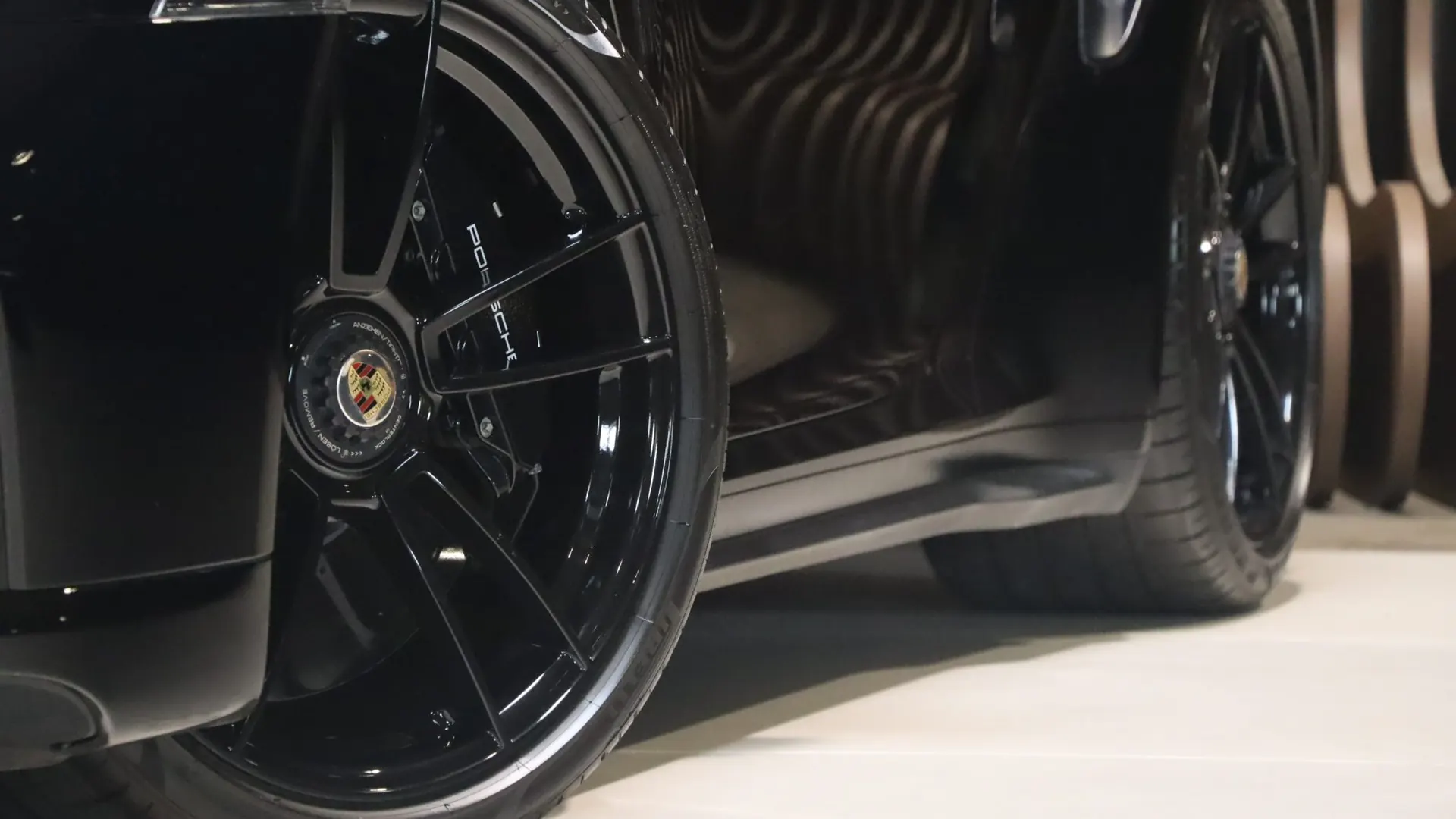 Porsche 911 — photo 50