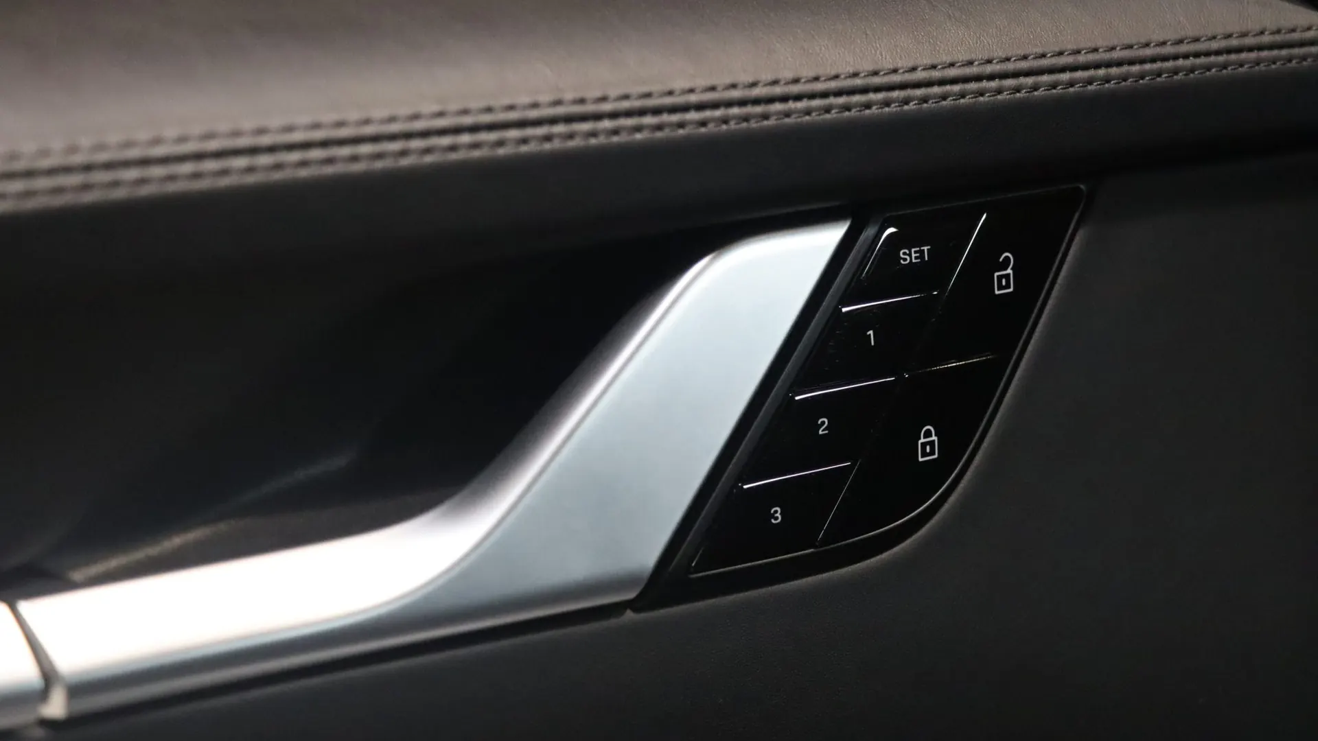 Porsche 911 — photo 11