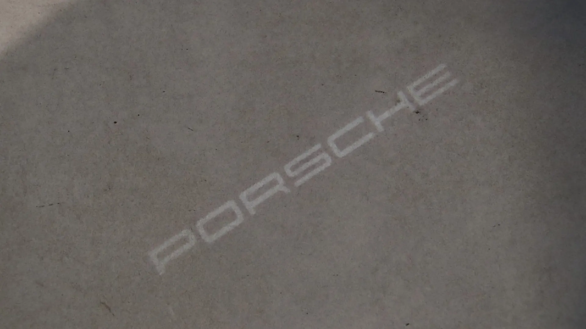 Porsche 911 — photo 14