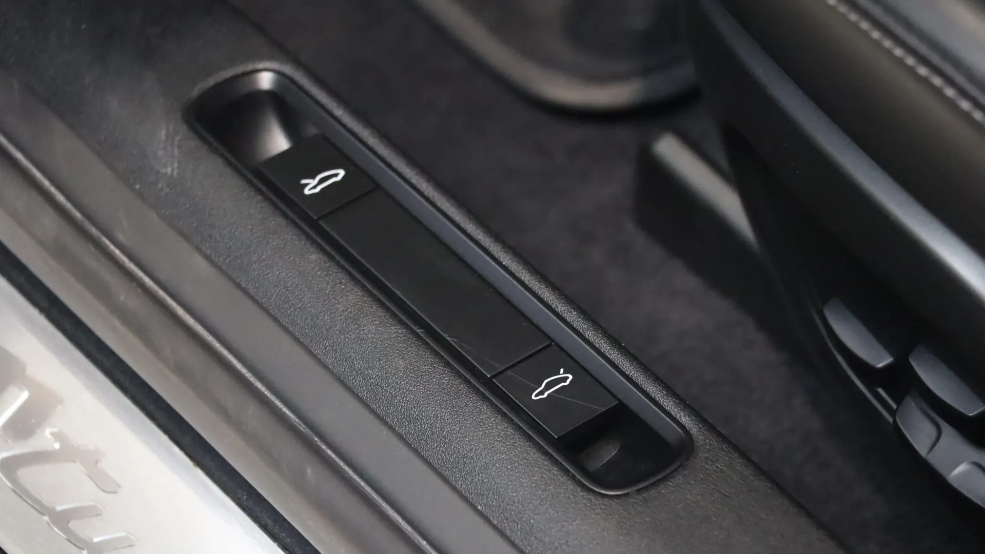 Porsche 911 — photo 16