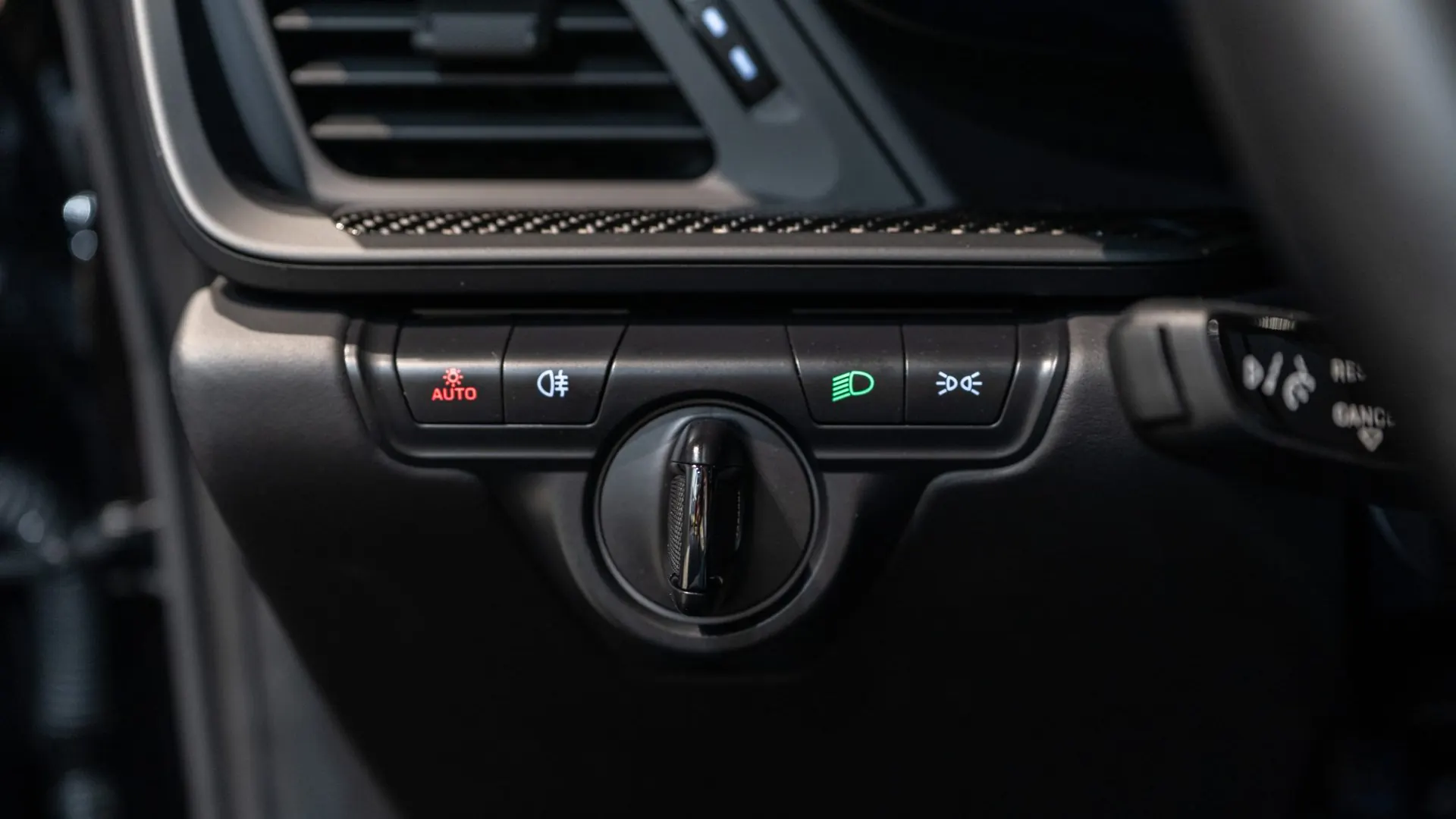 Porsche 911 — photo 23