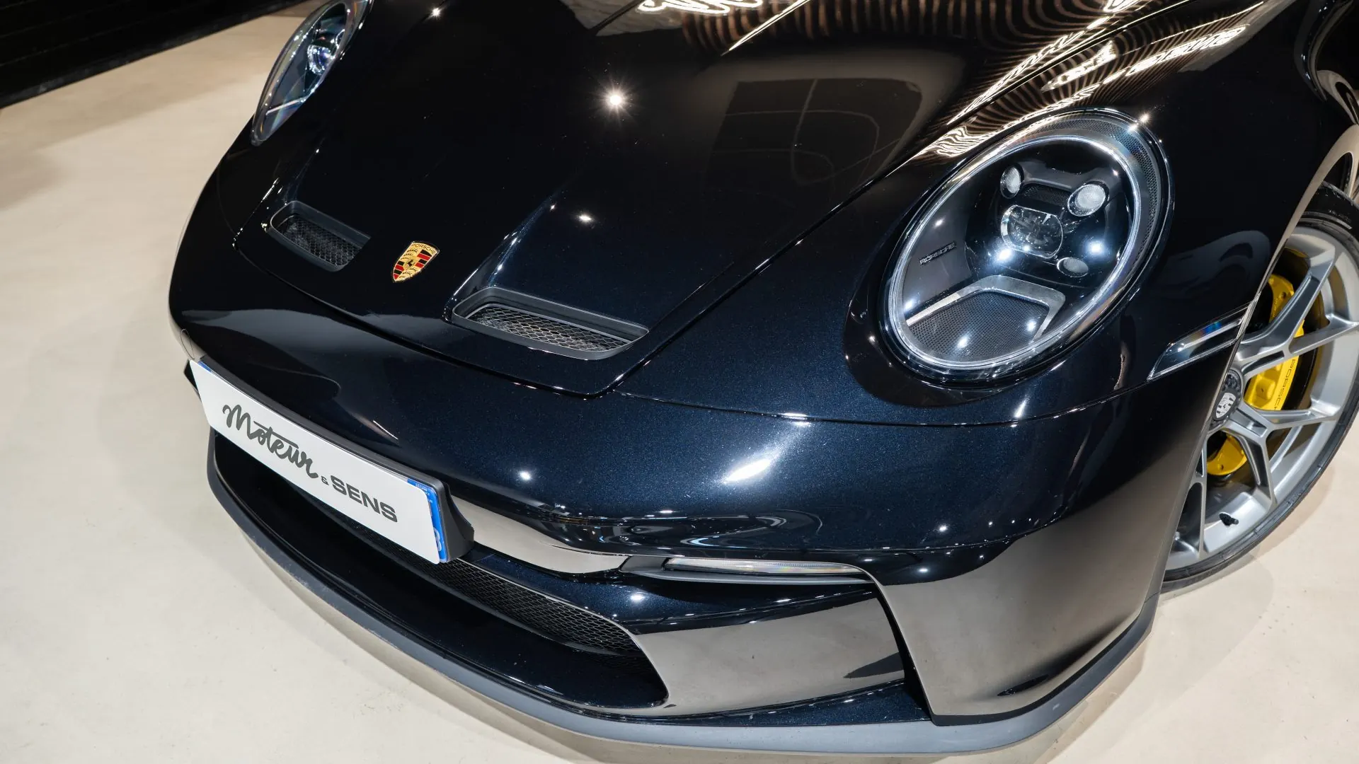 Porsche 911 — photo 44