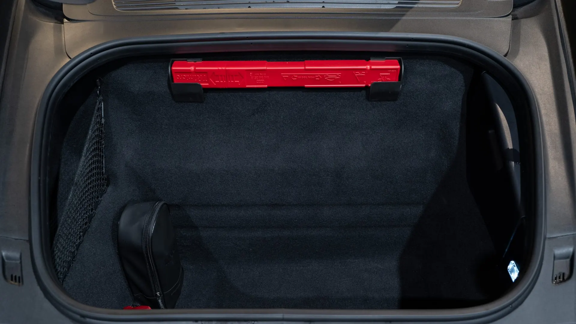Porsche 911 — photo 36