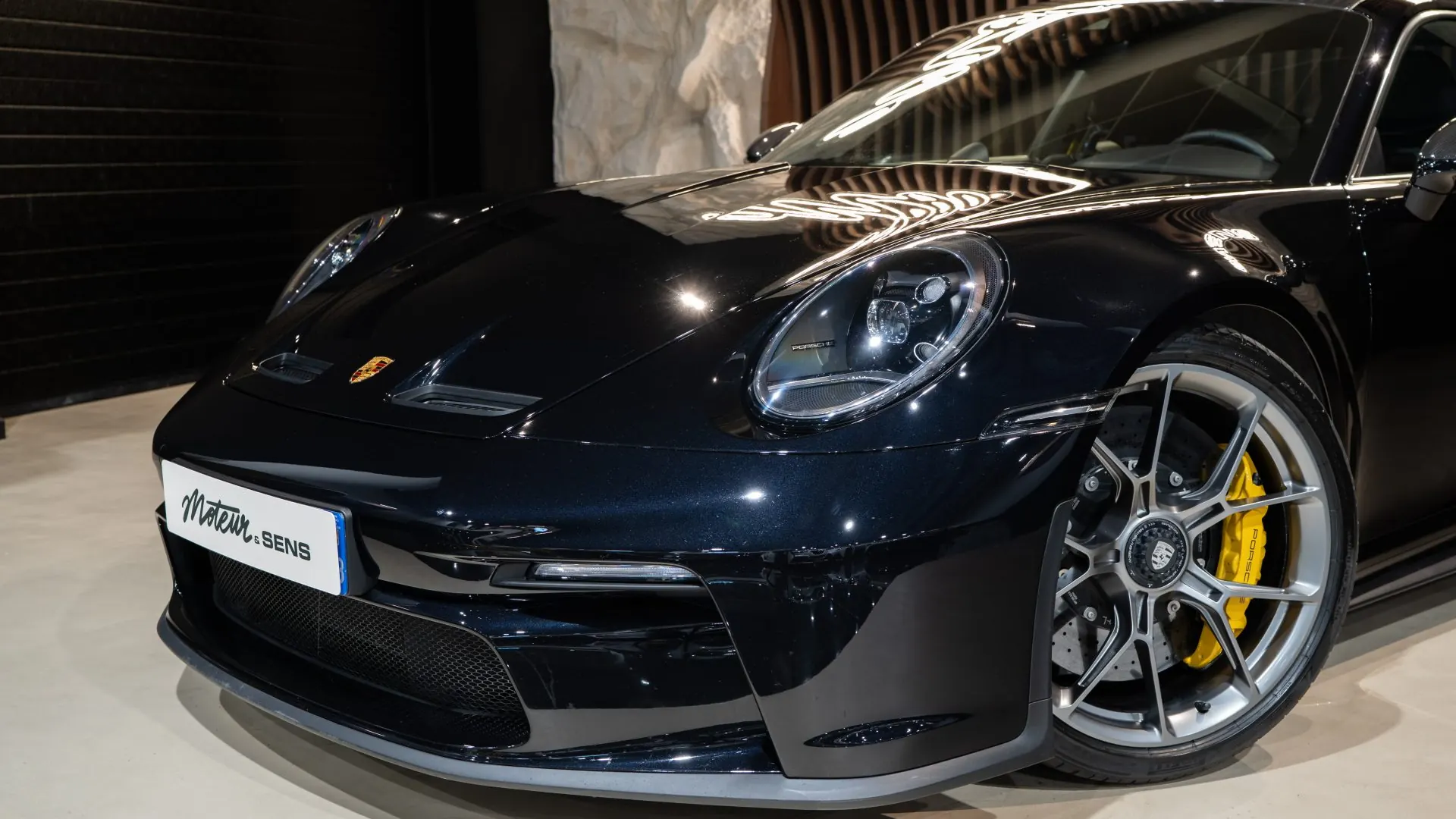 Porsche 911 — photo 43