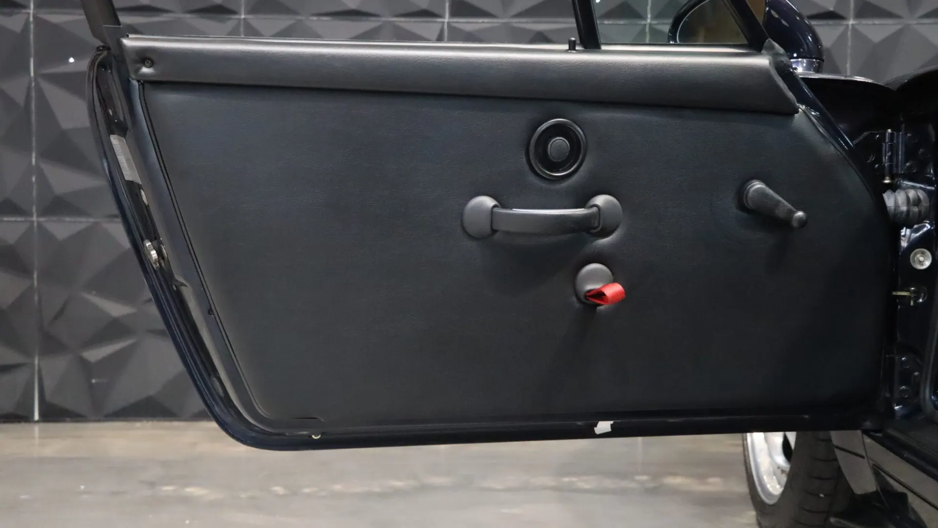 Porsche 911 — photo 10