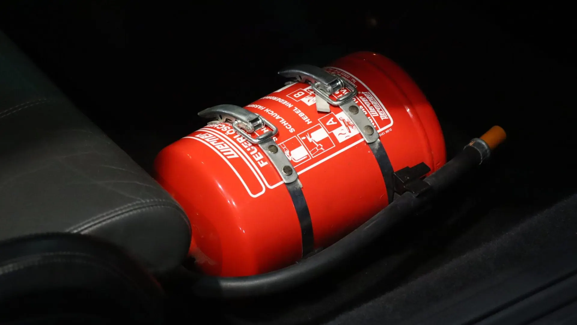 Porsche 911 — photo 24