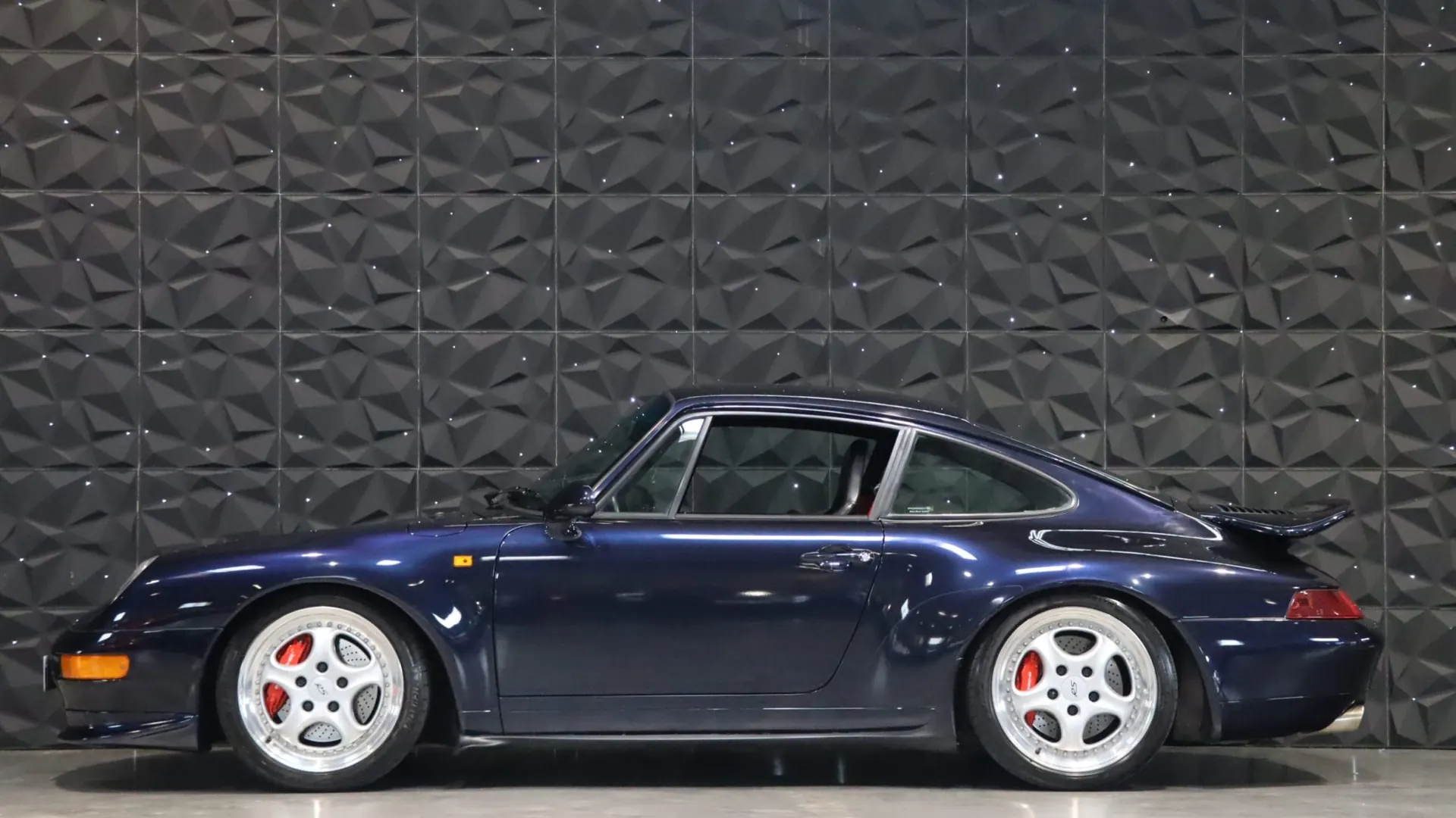 Porsche 911 — photo 5