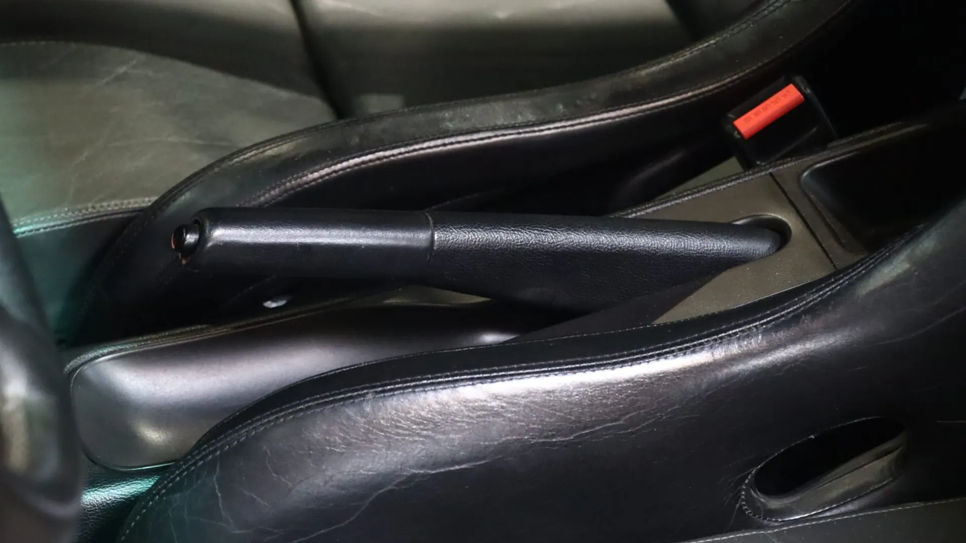 Porsche 911 — photo 23