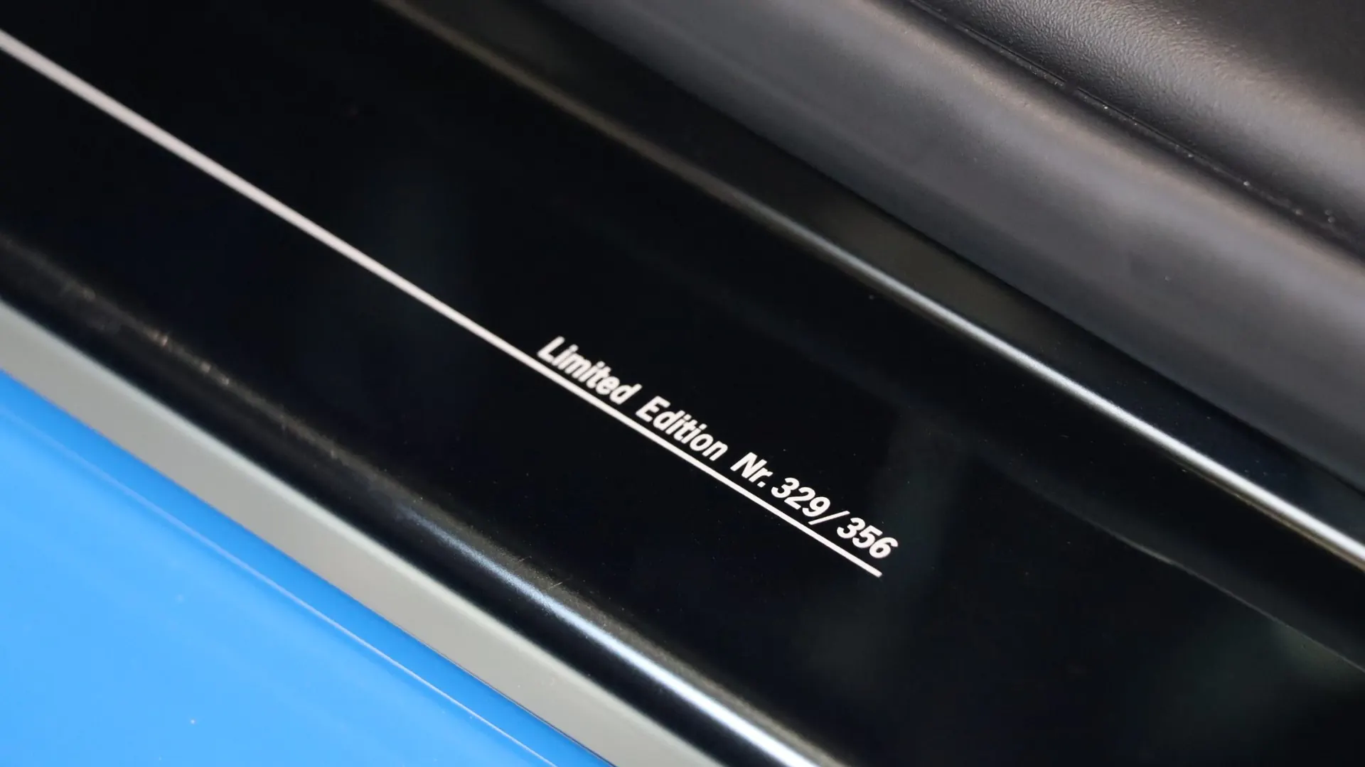 Porsche 911 — photo 9