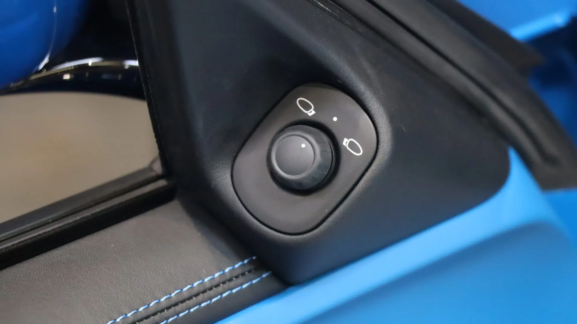 Porsche 911 — photo 5