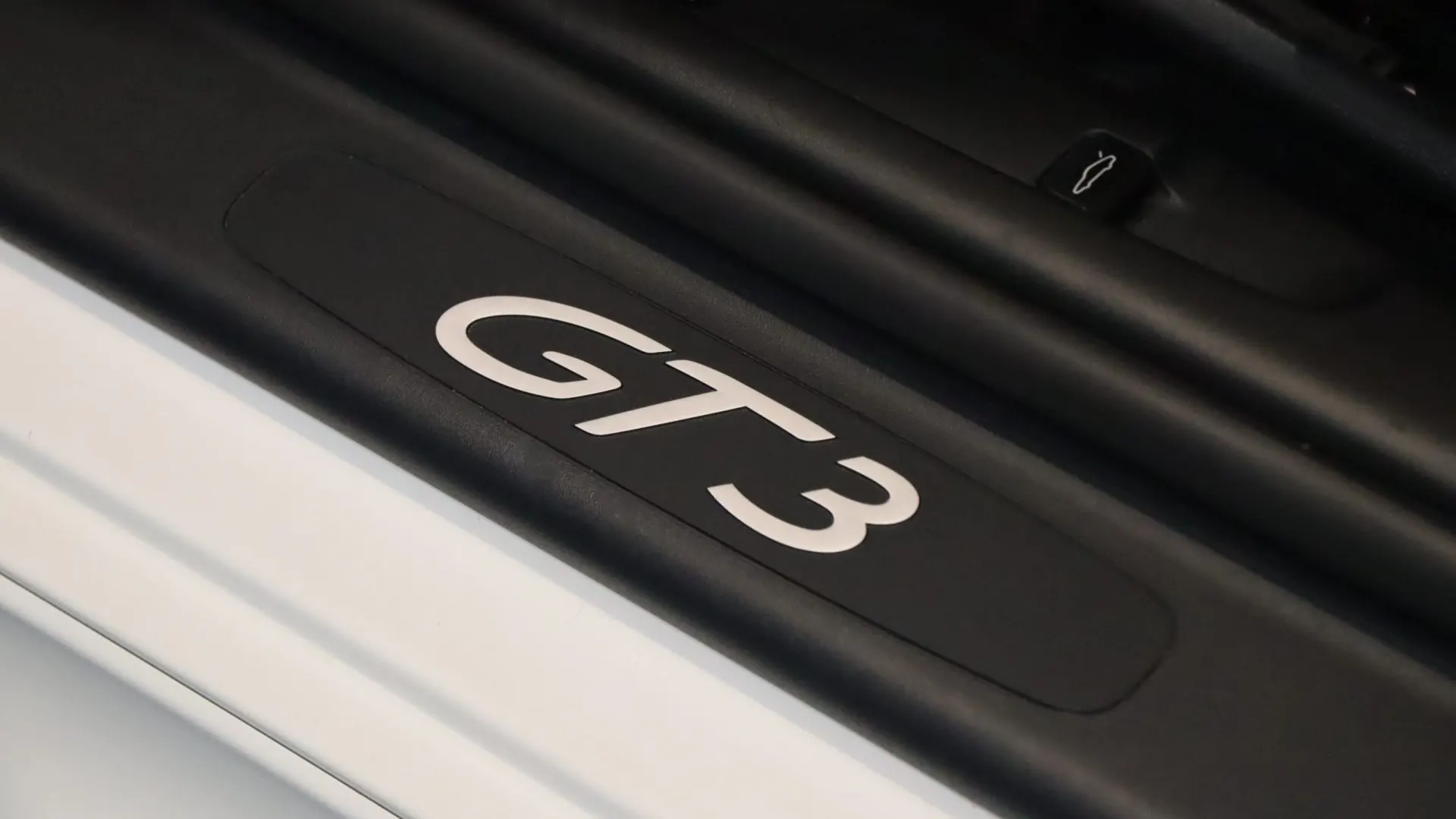 Porsche 996 — photo 12
