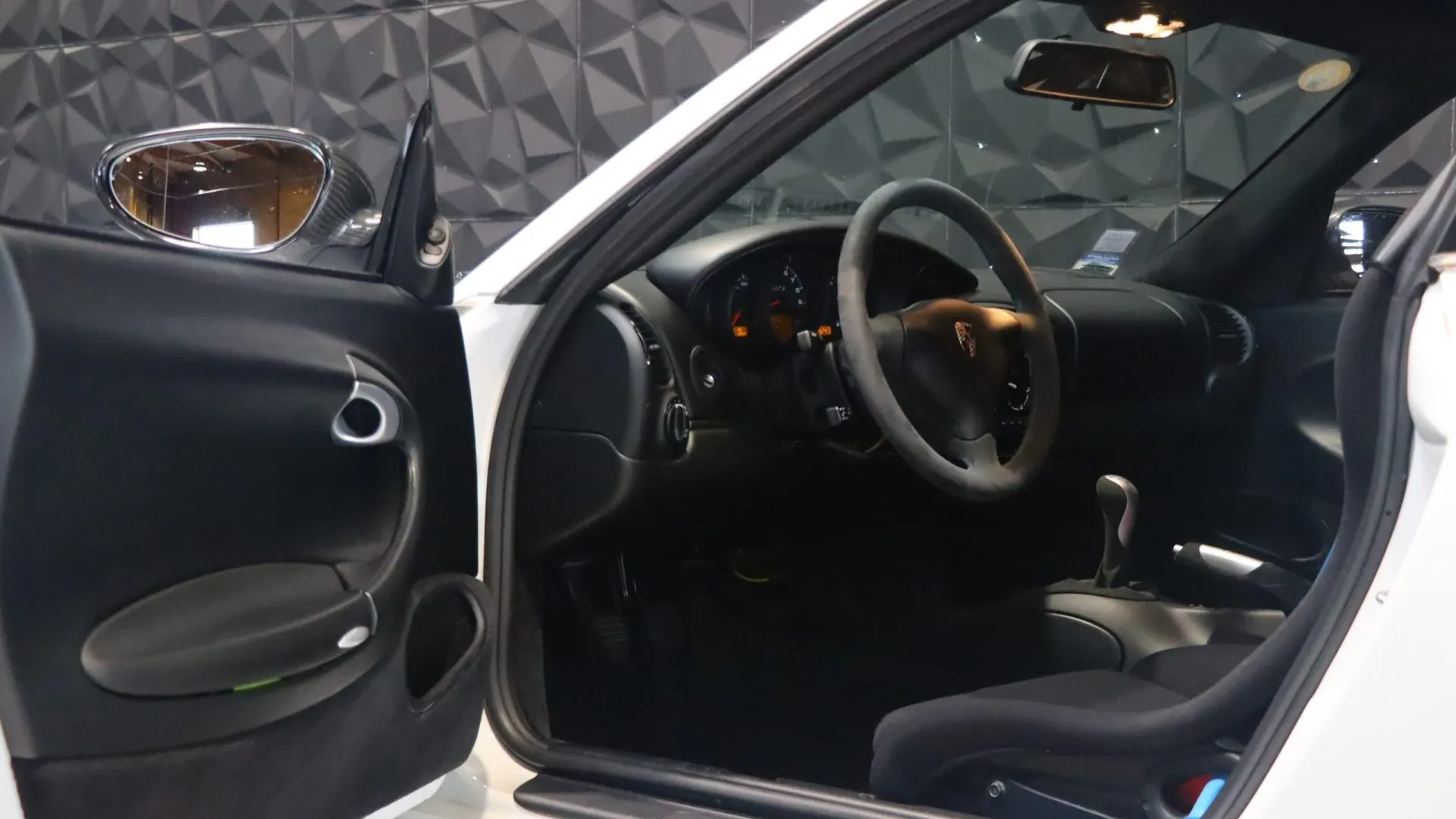 Porsche 996 — photo 8