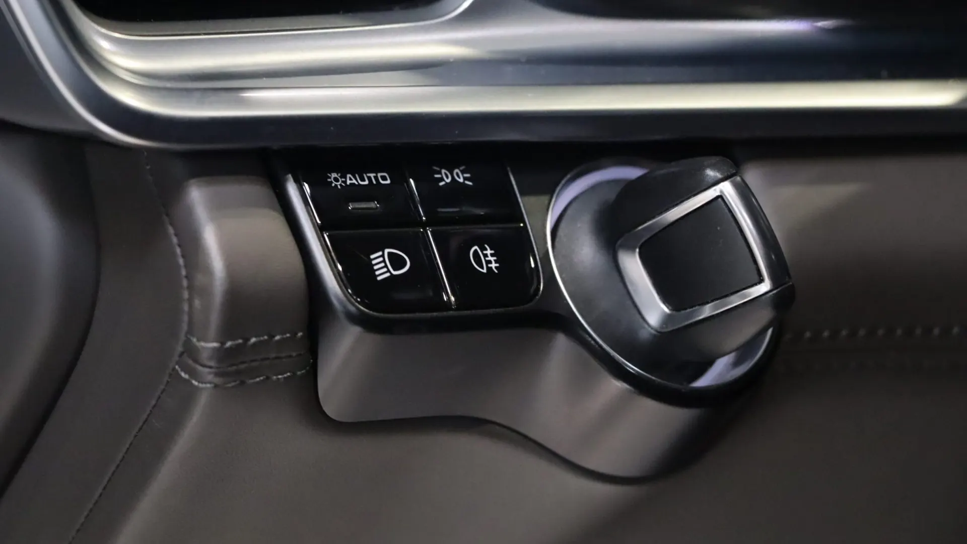Porsche PANAMERA — photo 19