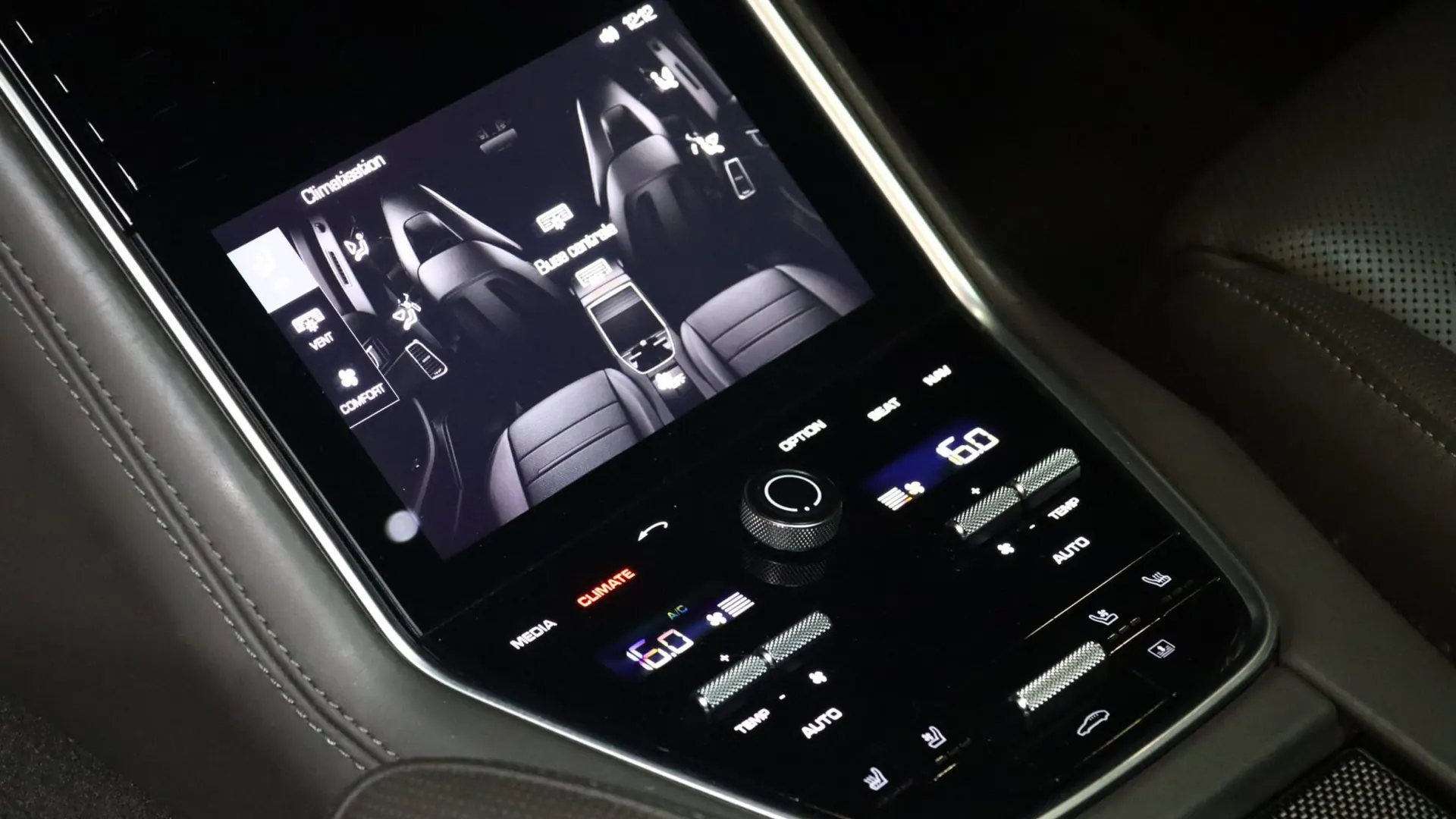 Porsche PANAMERA — photo 43