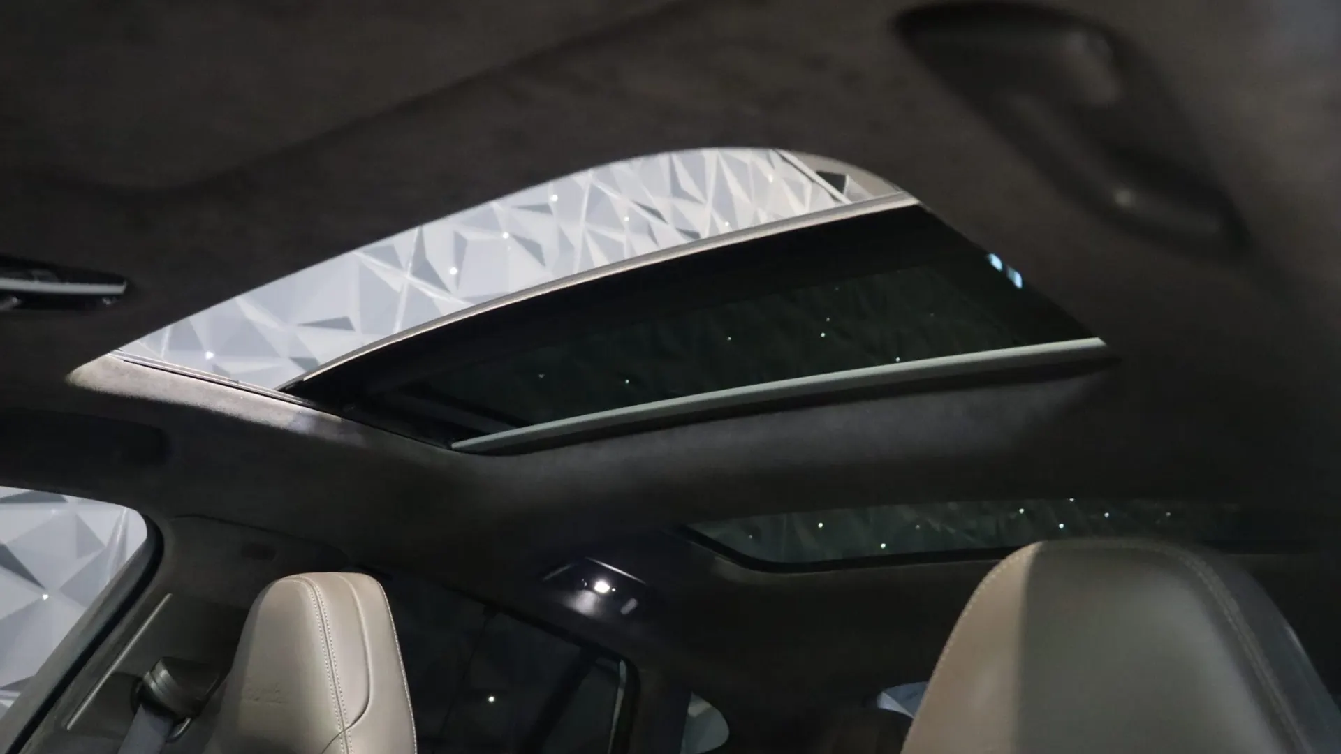 Porsche PANAMERA — photo 38
