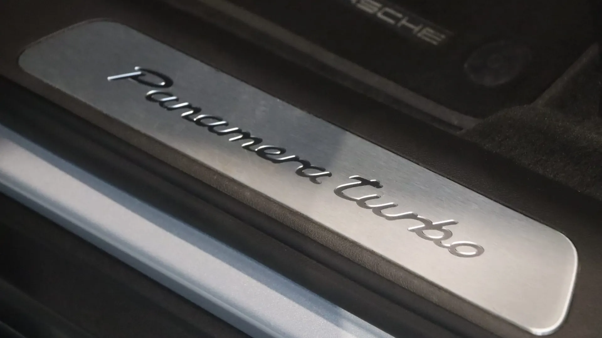 Porsche PANAMERA — photo 15