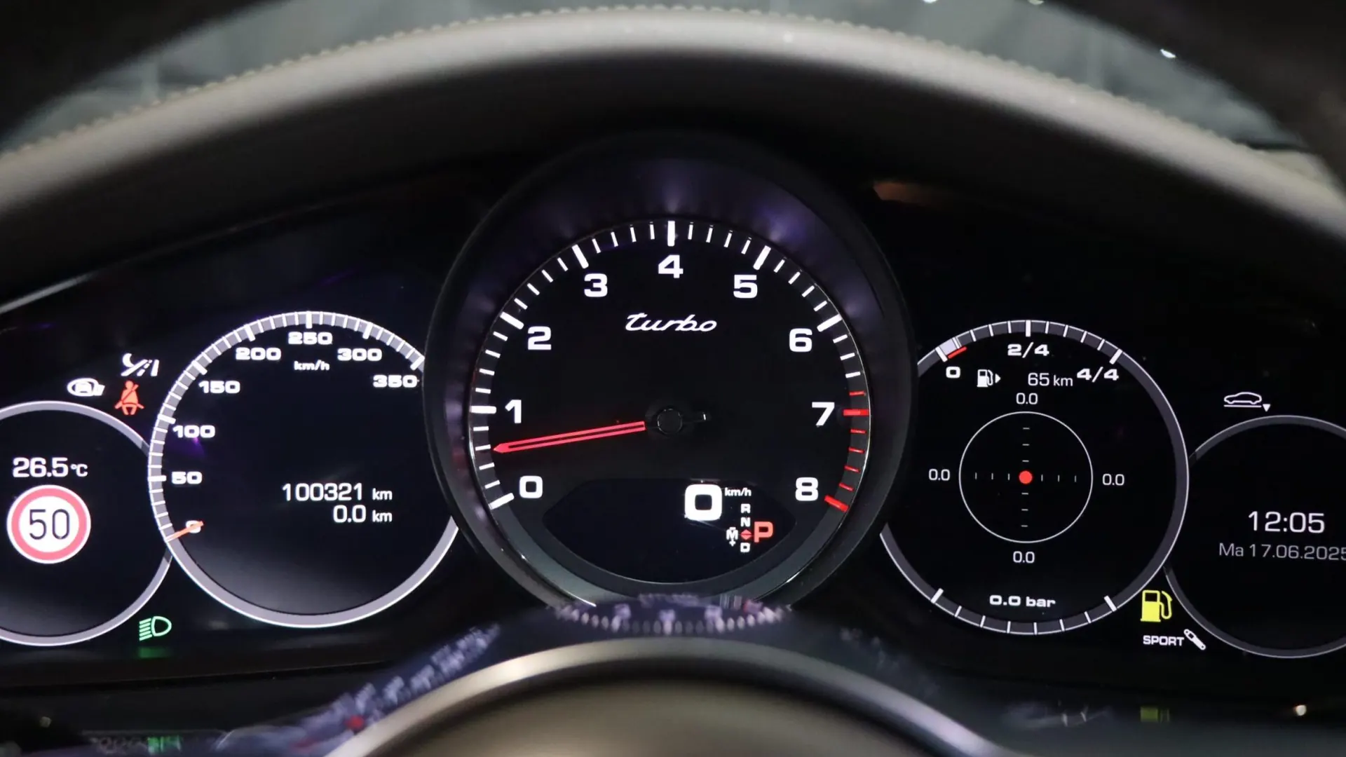 Porsche PANAMERA — photo 26