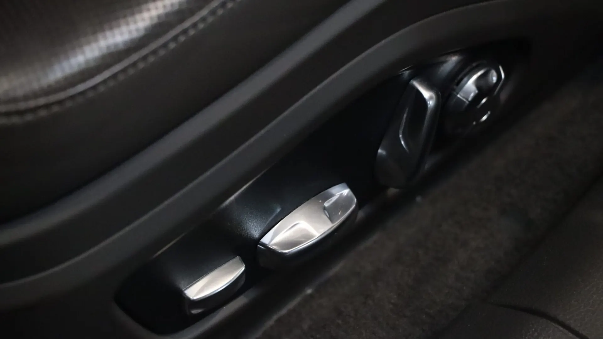 Porsche PANAMERA — photo 17