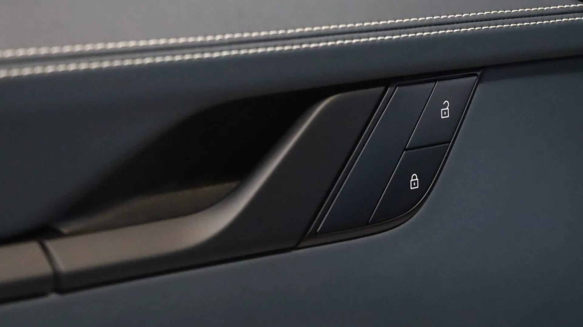 Porsche PORSCHE — photo 11