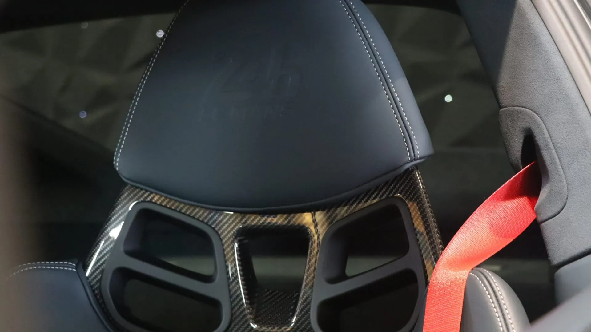 Porsche PORSCHE — photo 41