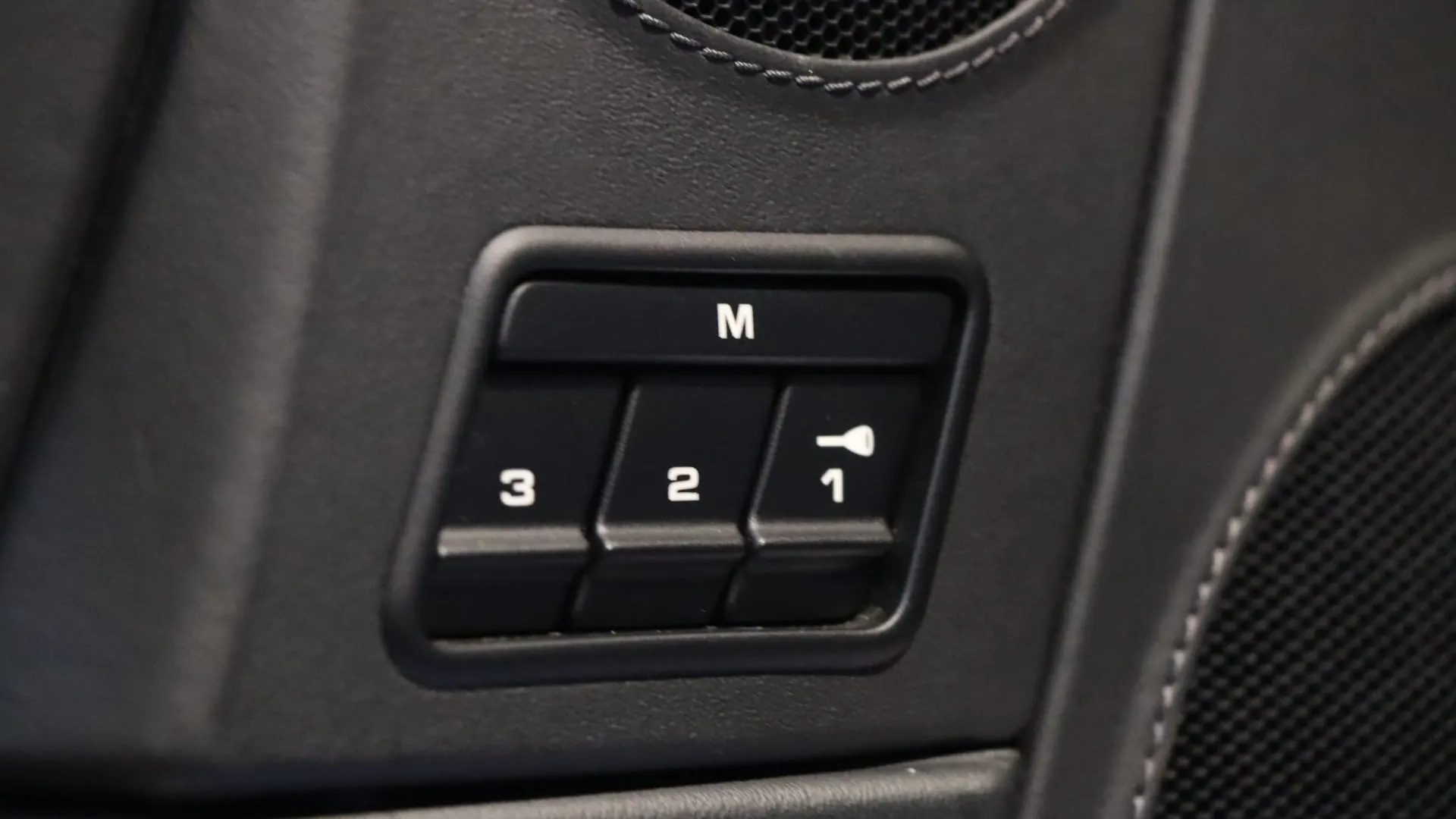 Porsche PORSCHE — photo 14