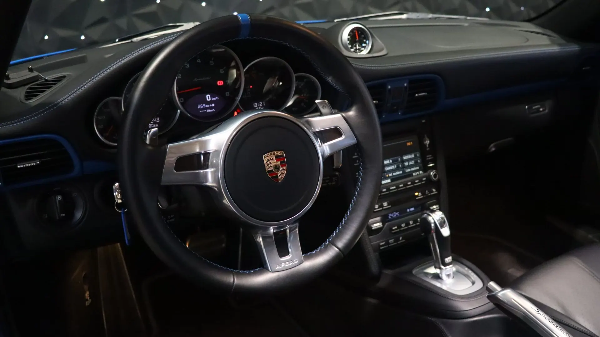 Porsche PORSCHE — photo 20