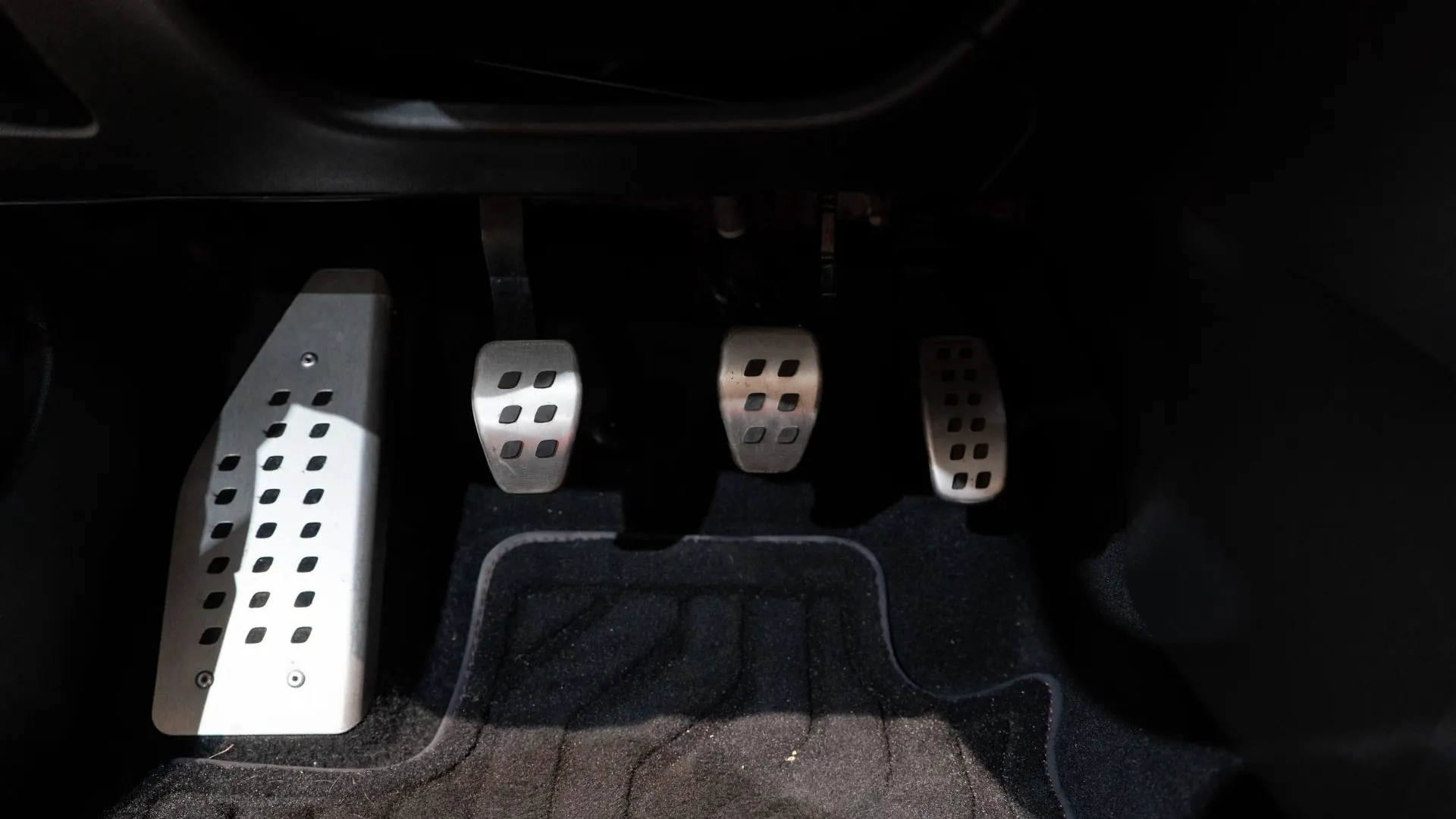 Renault Mégane — photo 24