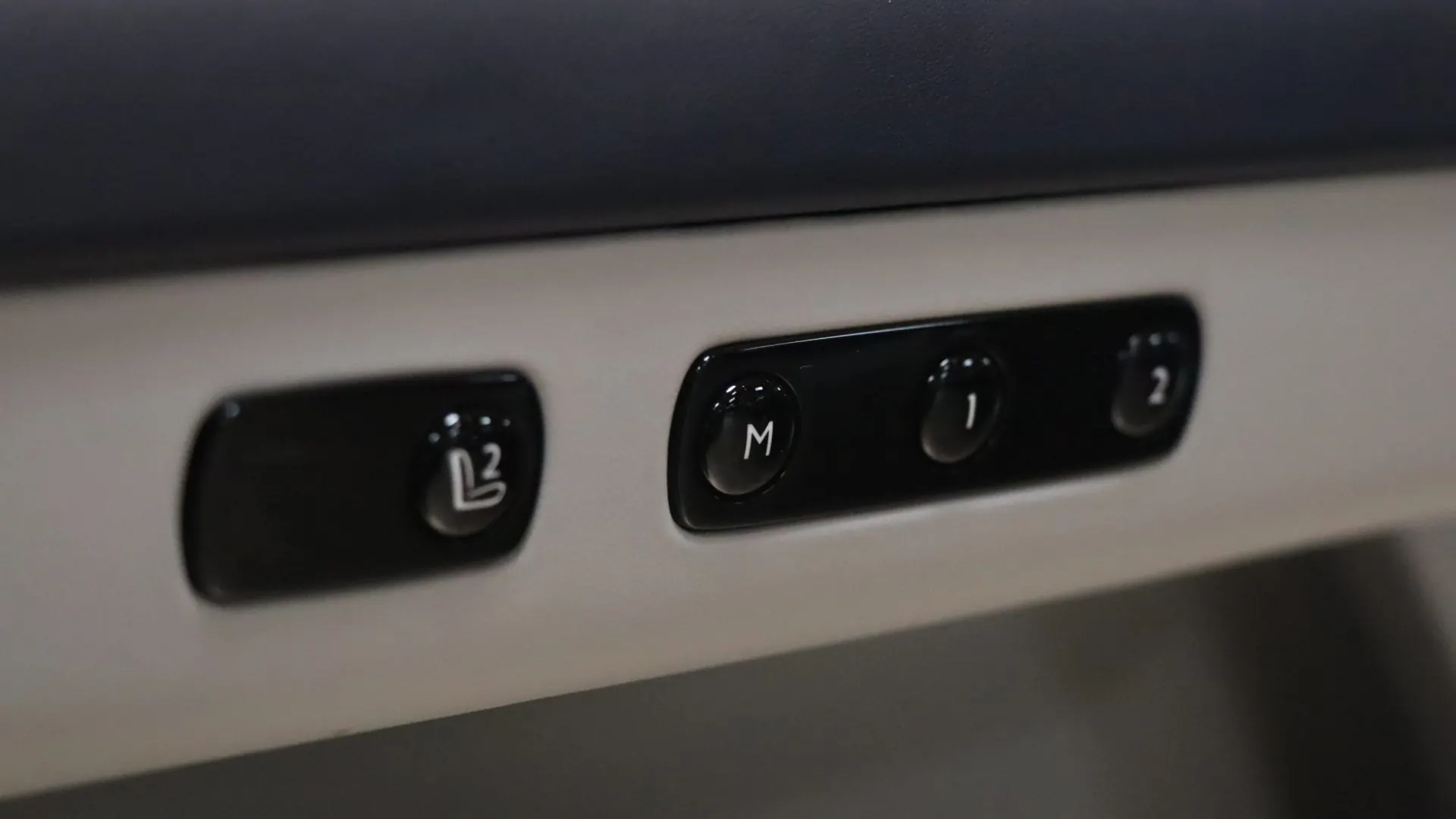 Rolls Royce SPECTRE — photo 11
