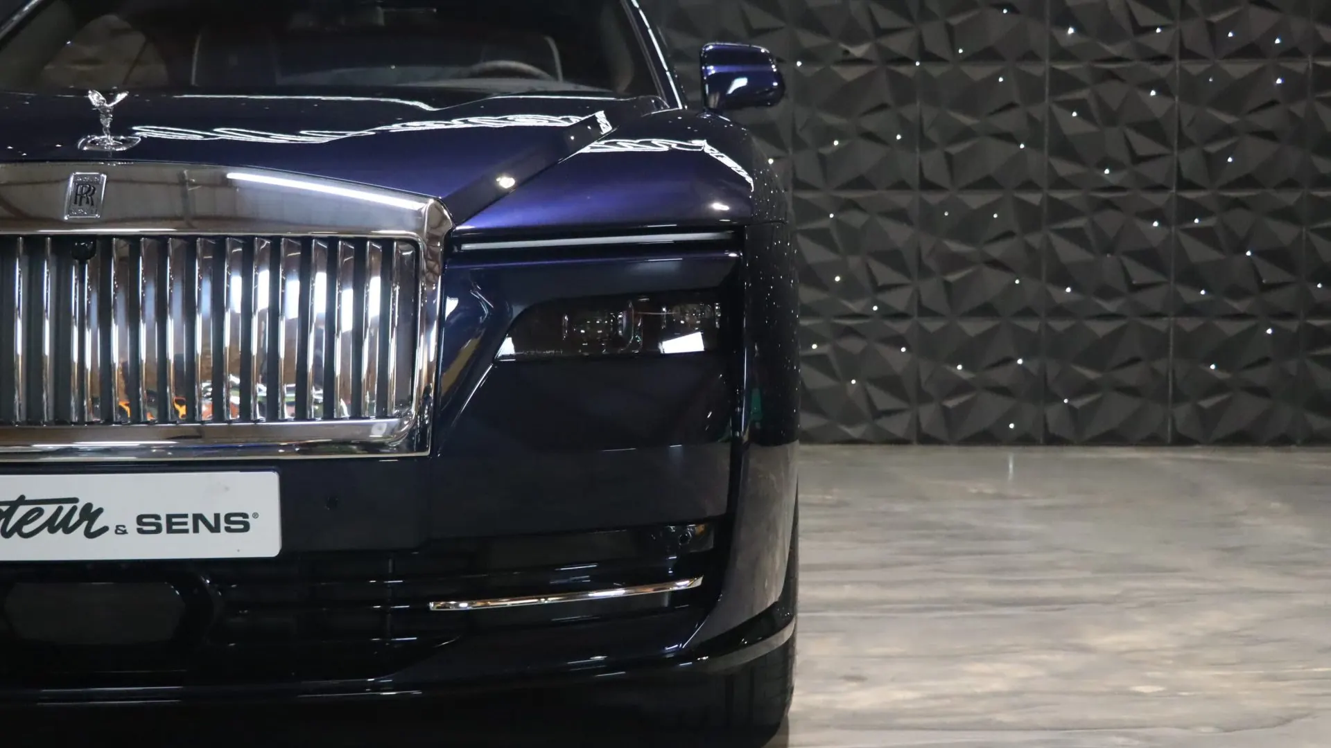 Rolls Royce SPECTRE — photo 37