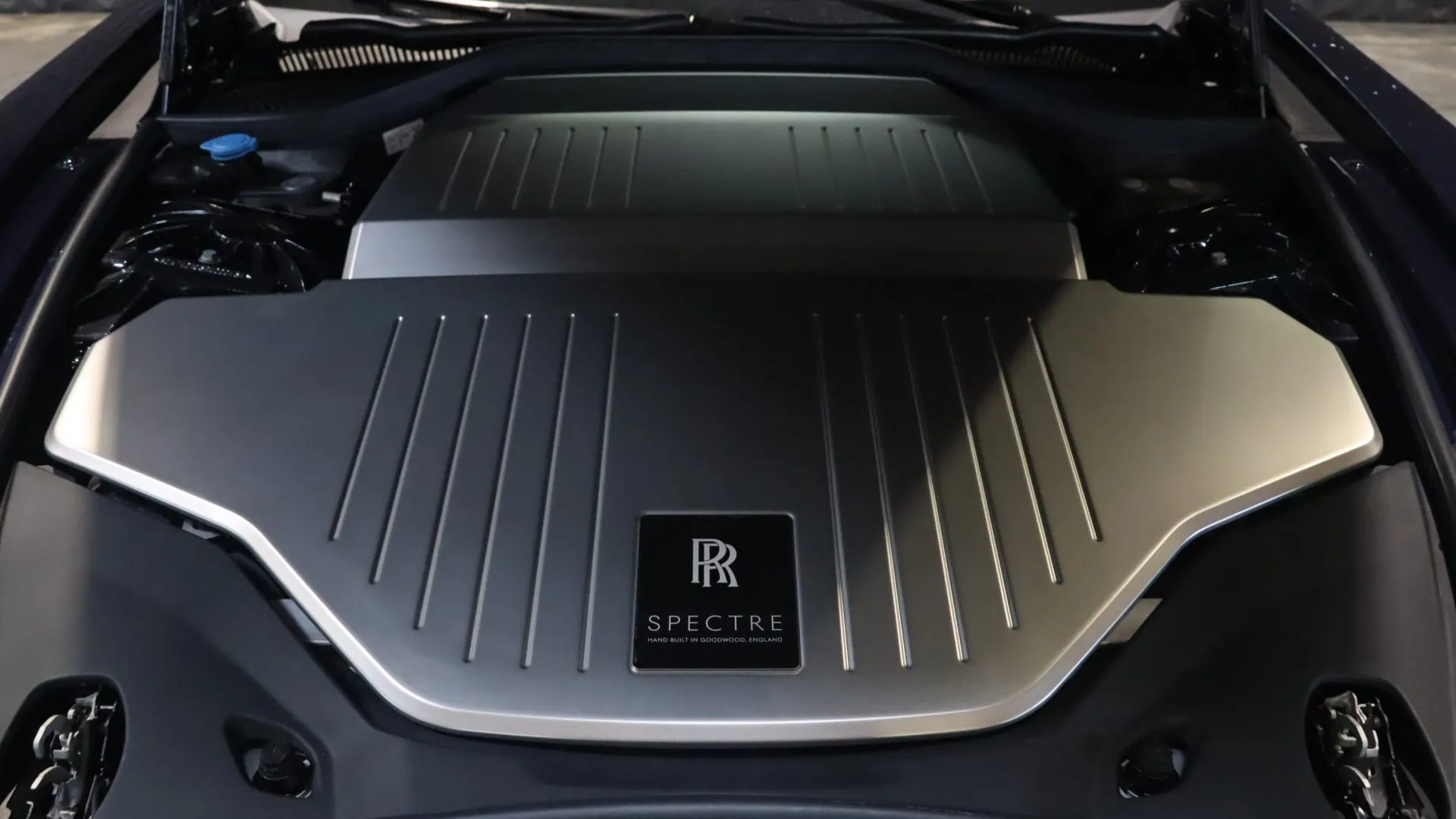 Rolls Royce SPECTRE — photo 43