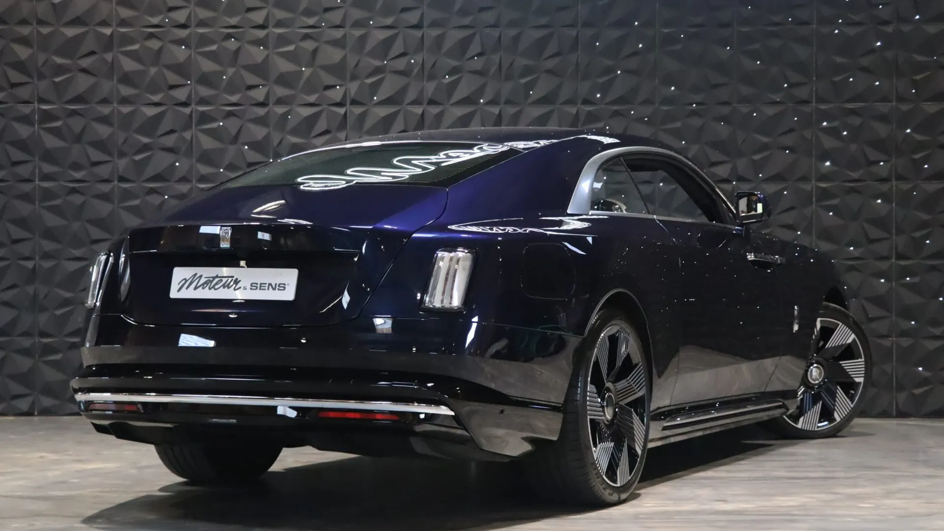 Rolls Royce SPECTRE — photo 2