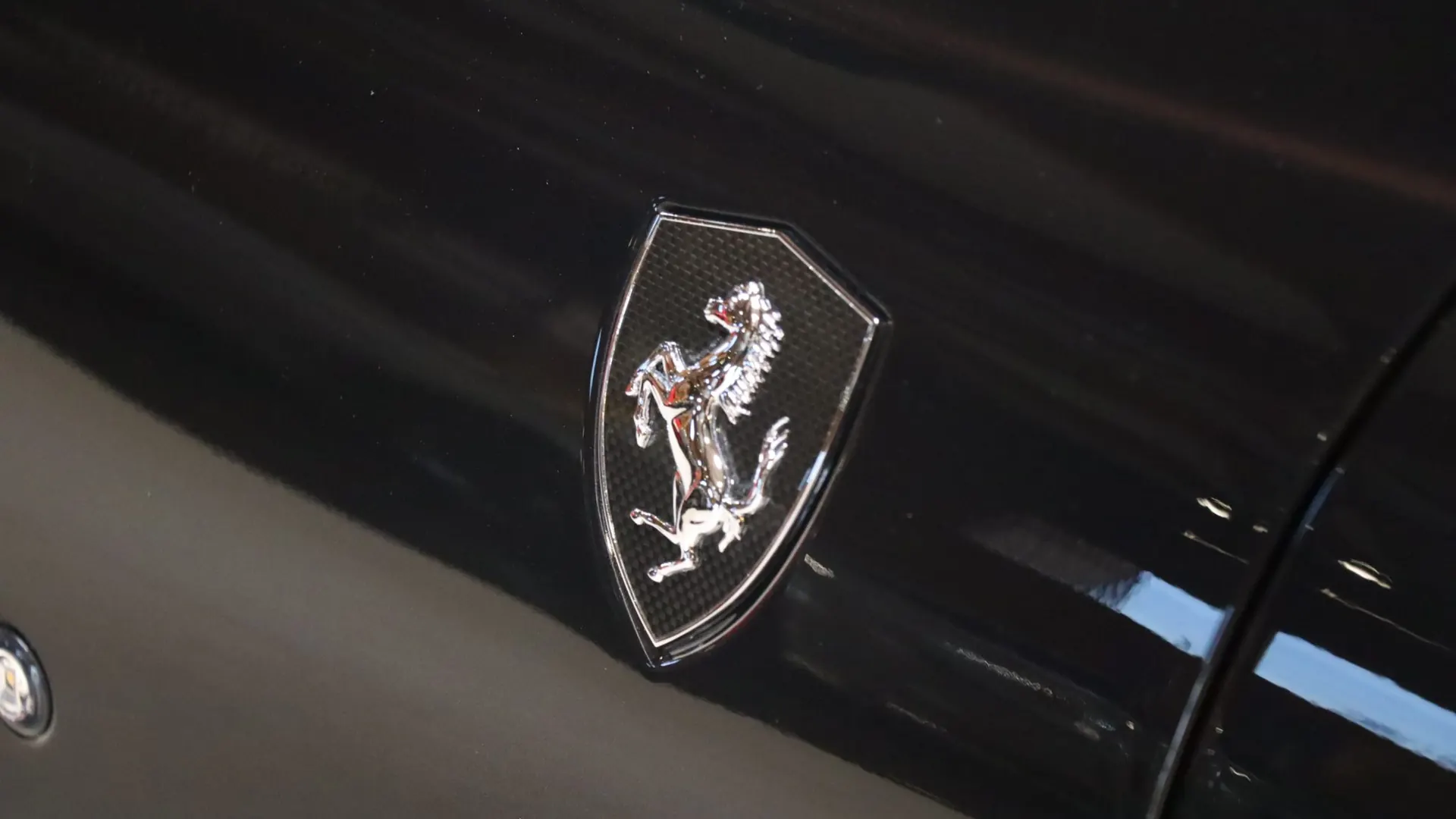 Ferrari 812 — photo 47