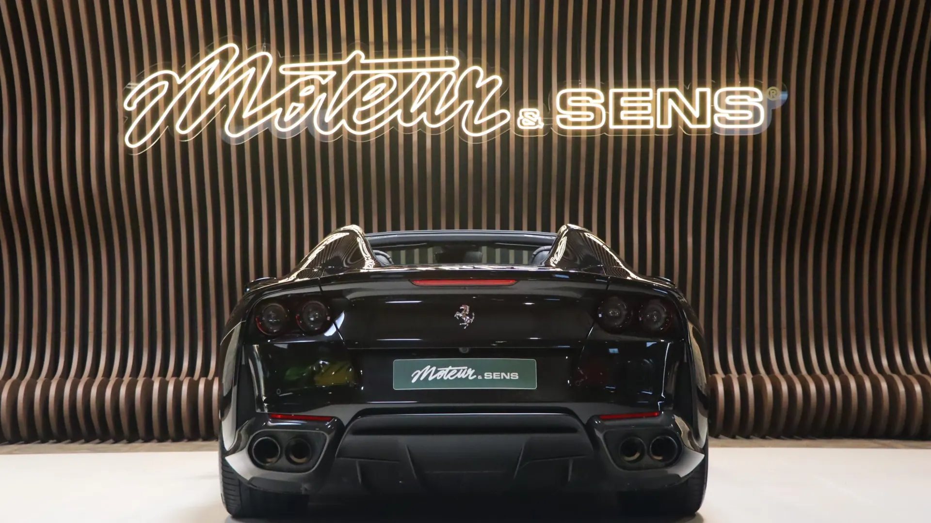 Ferrari 812 — photo 3