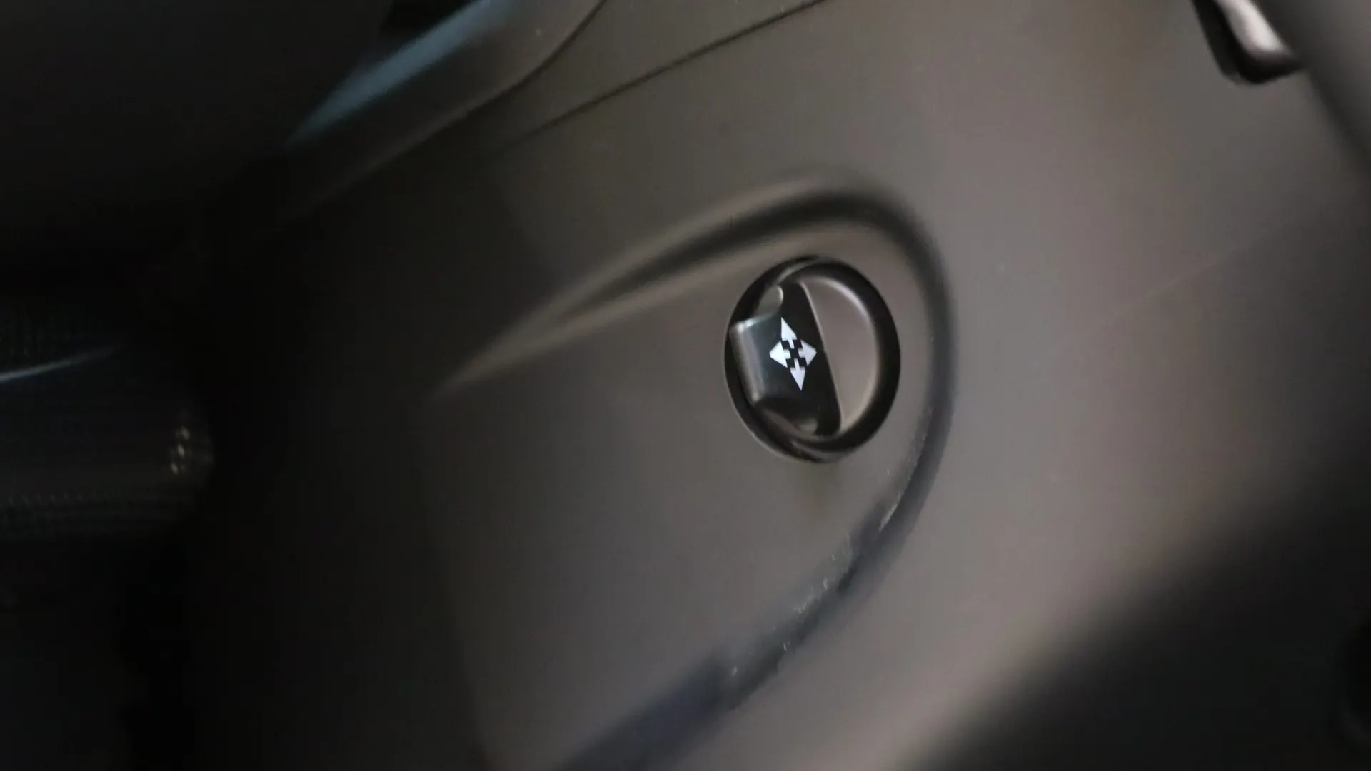 Ferrari 812 — photo 17