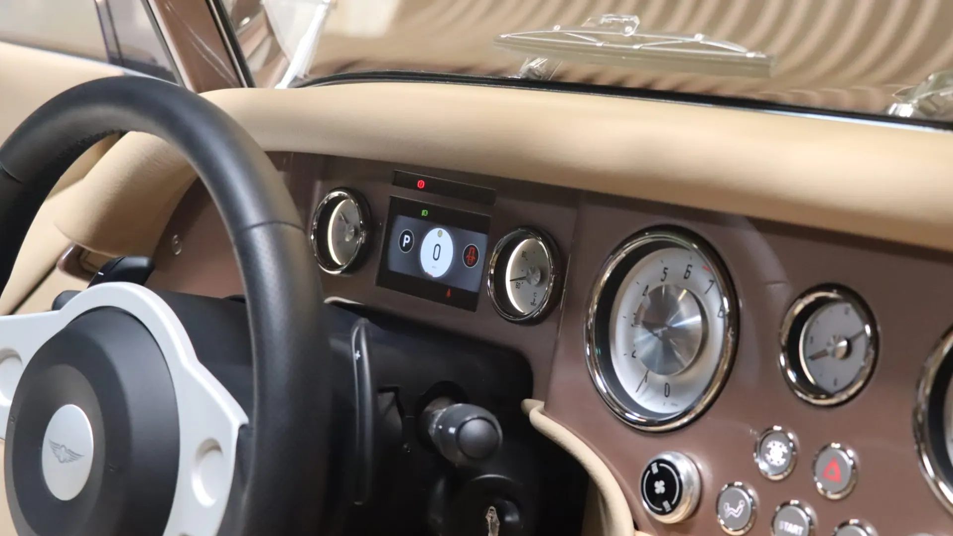 Morgan Plus Four — photo 17