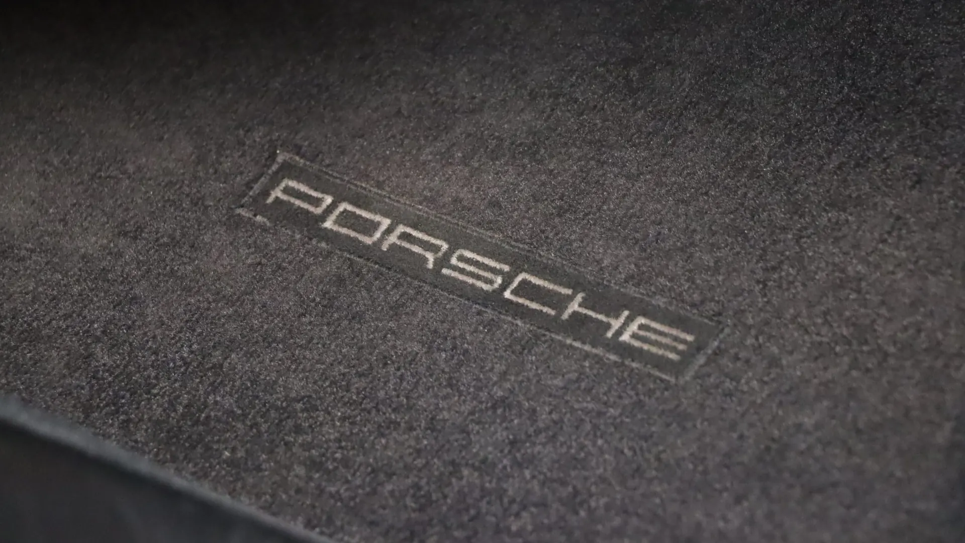 Porsche 997.2 — photo 15