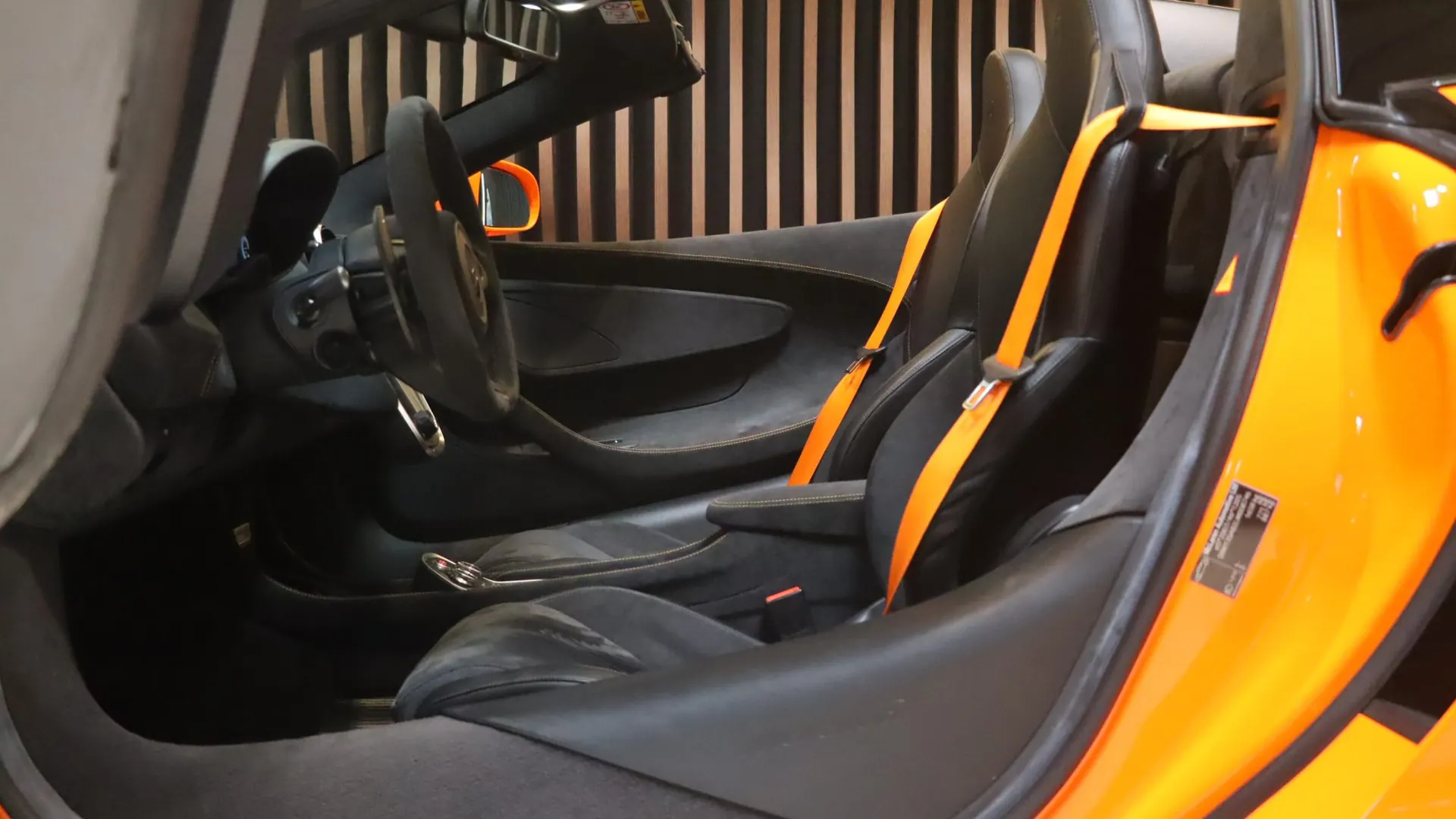 McLaren 600LT — photo 8