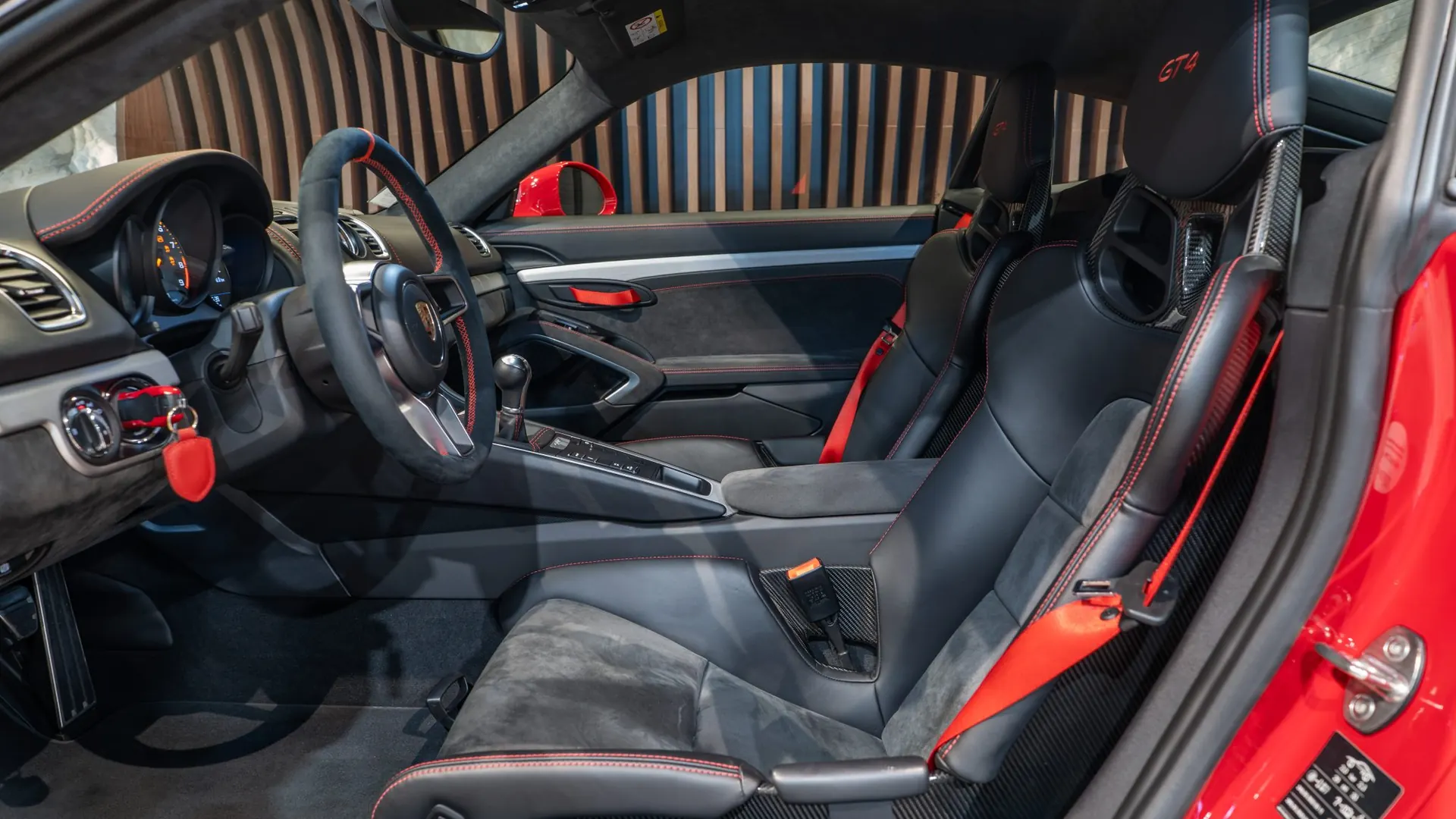 Porsche Cayman — photo 7