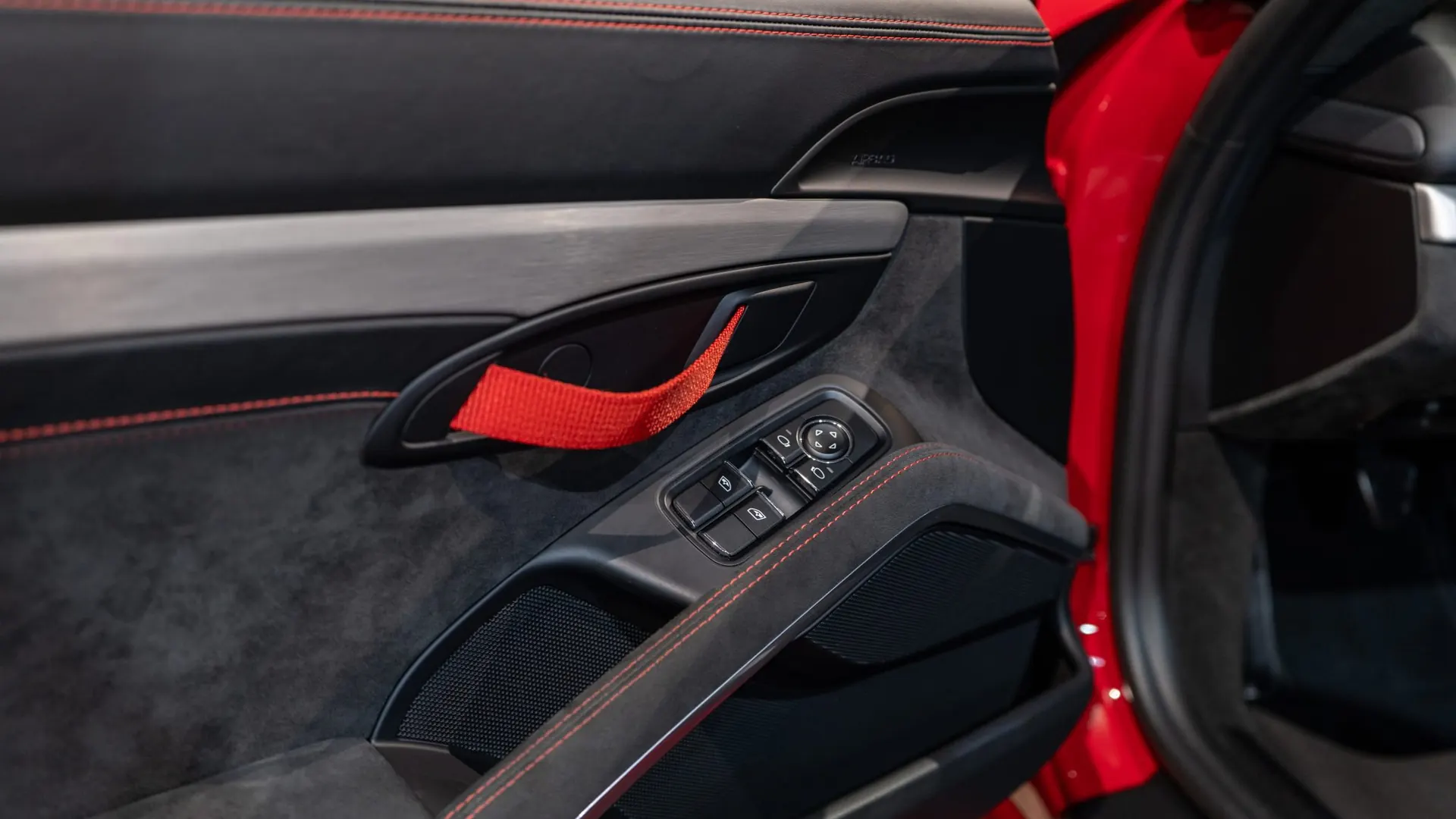 Porsche Cayman — photo 12