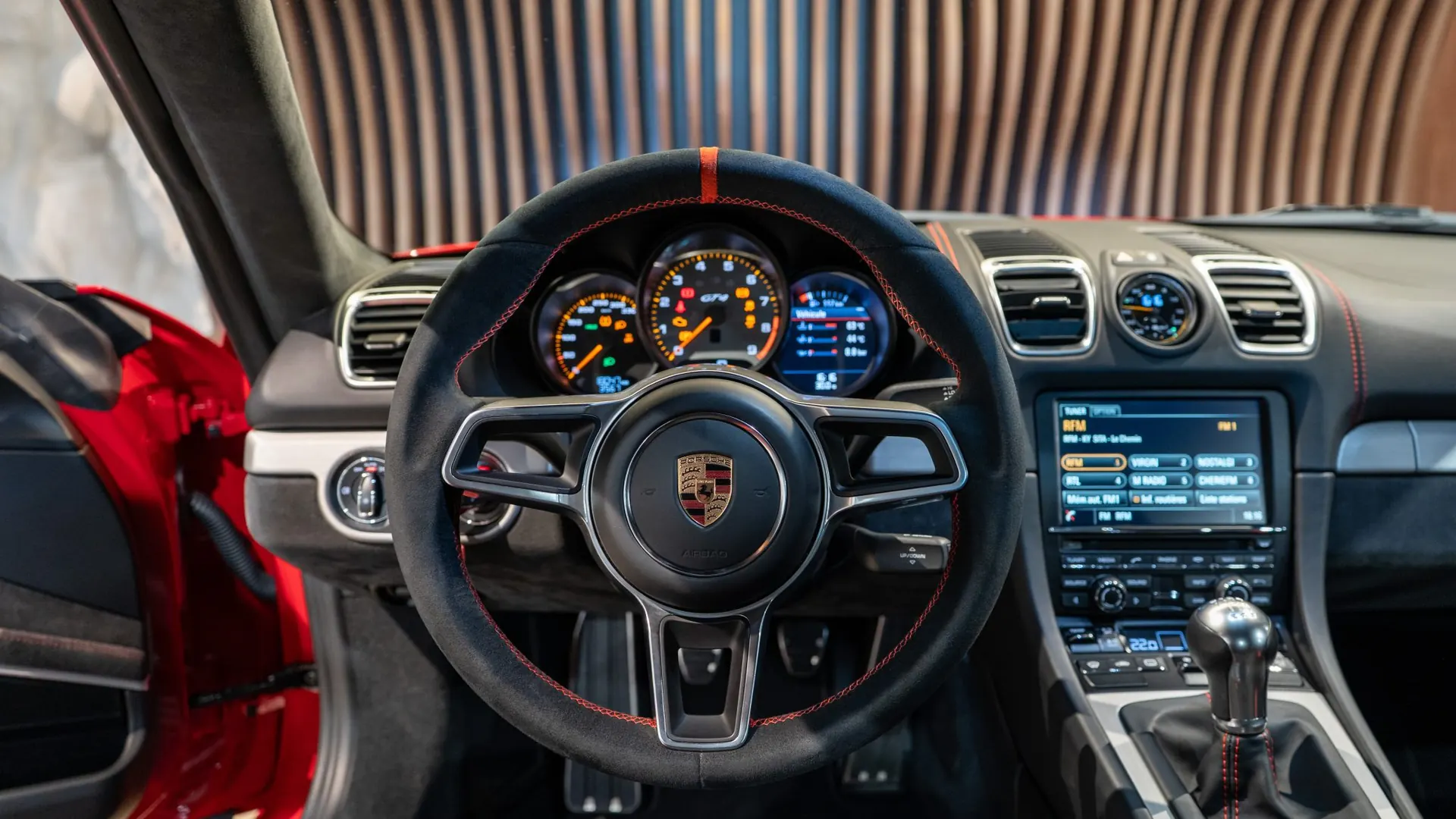 Porsche Cayman — photo 10