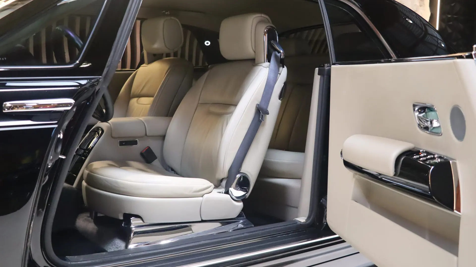 Rolls-Royce PHANTOM — photo 6