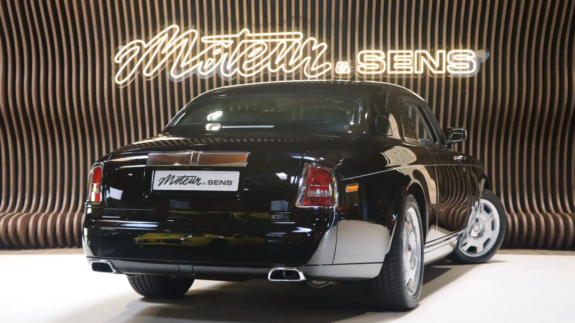 Rolls-Royce PHANTOM — photo 2