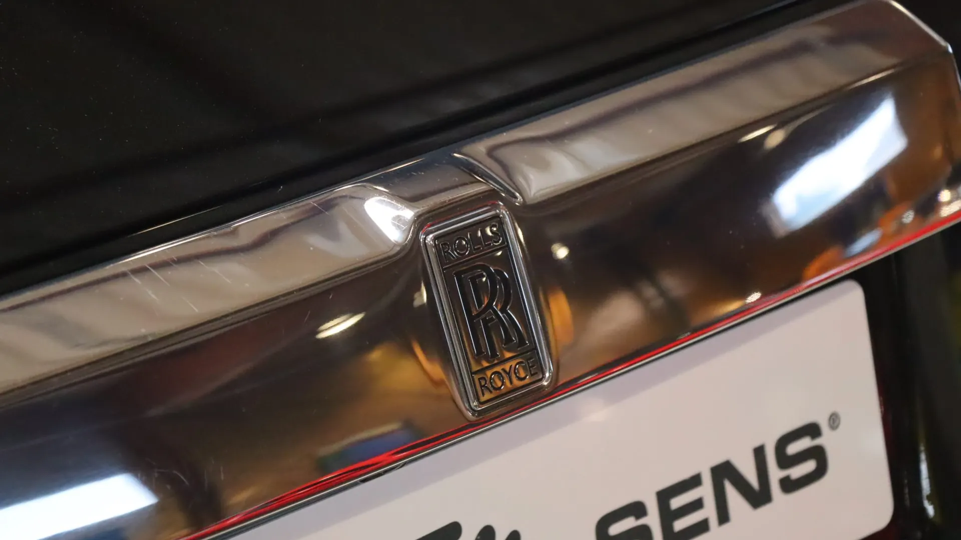 Rolls-Royce PHANTOM — photo 49