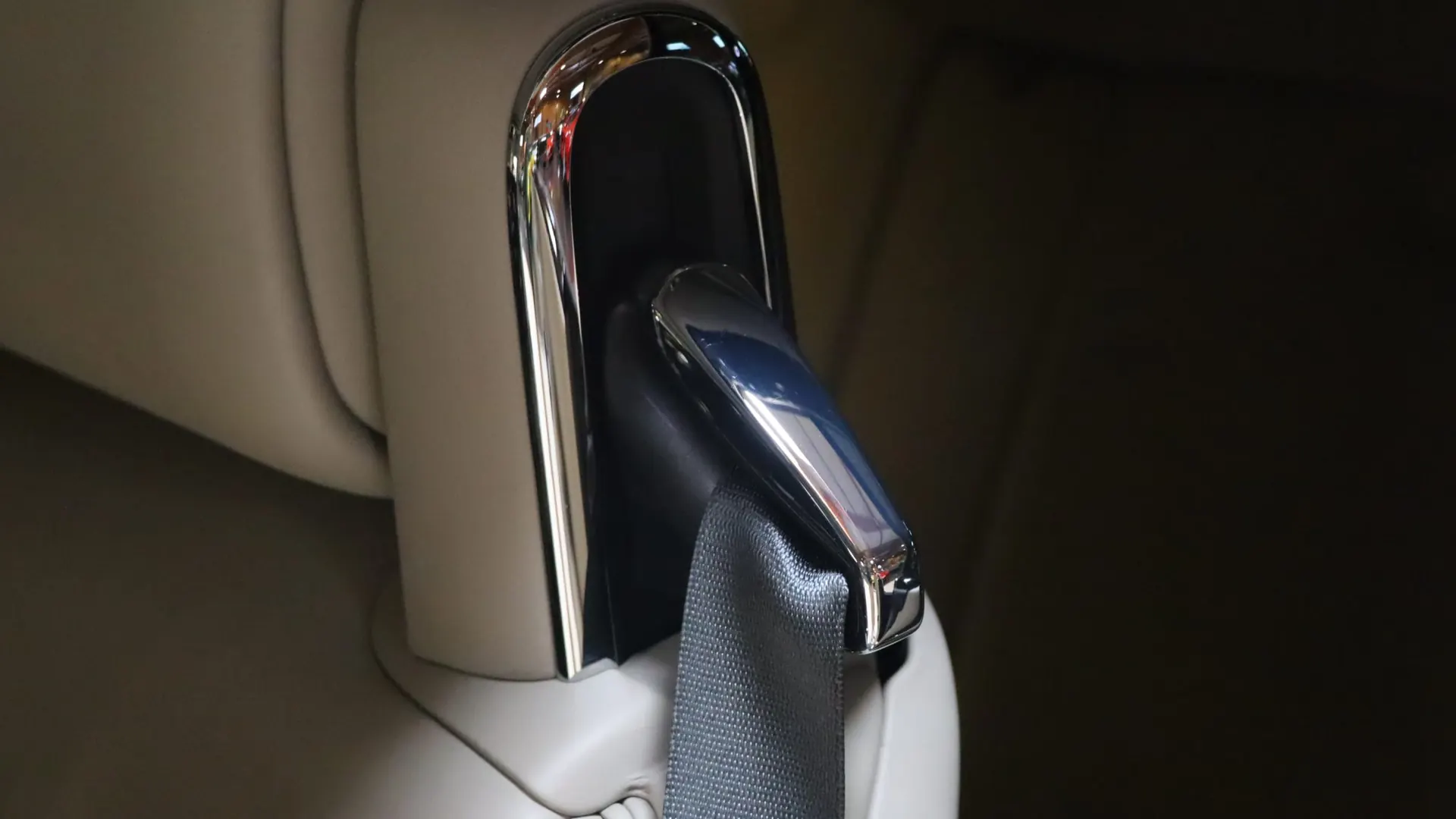 Rolls-Royce PHANTOM — photo 35