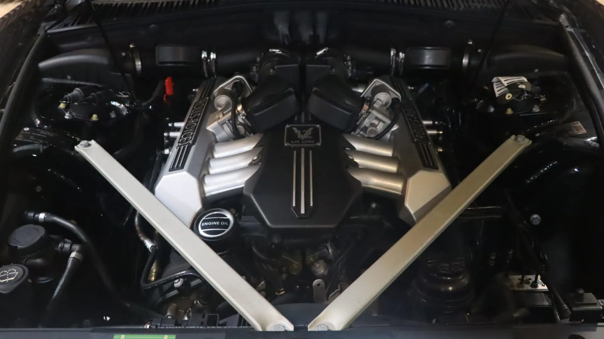 Rolls-Royce PHANTOM — photo 41