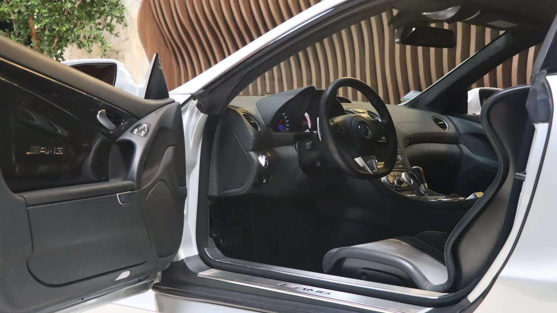 Mercedes-Benz SL65 — photo 8