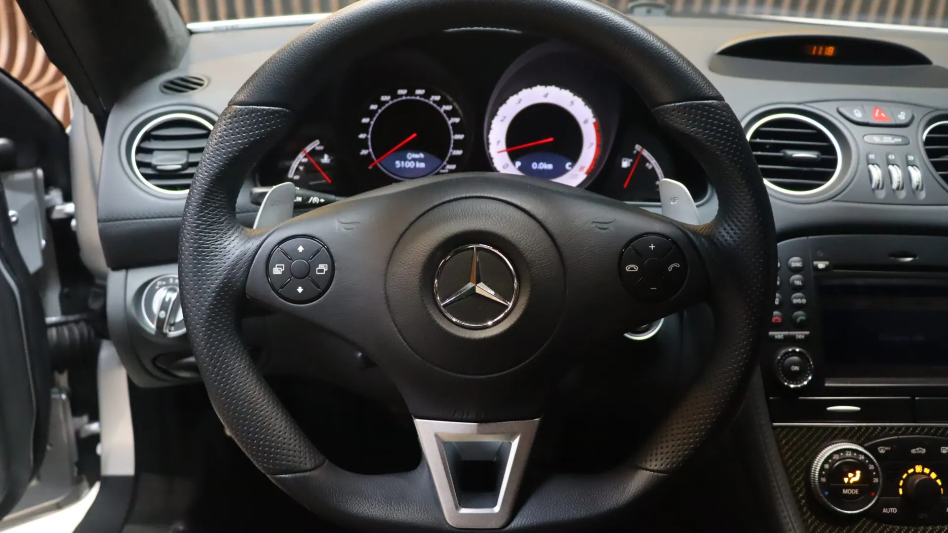 Mercedes-Benz SL65 — photo 9