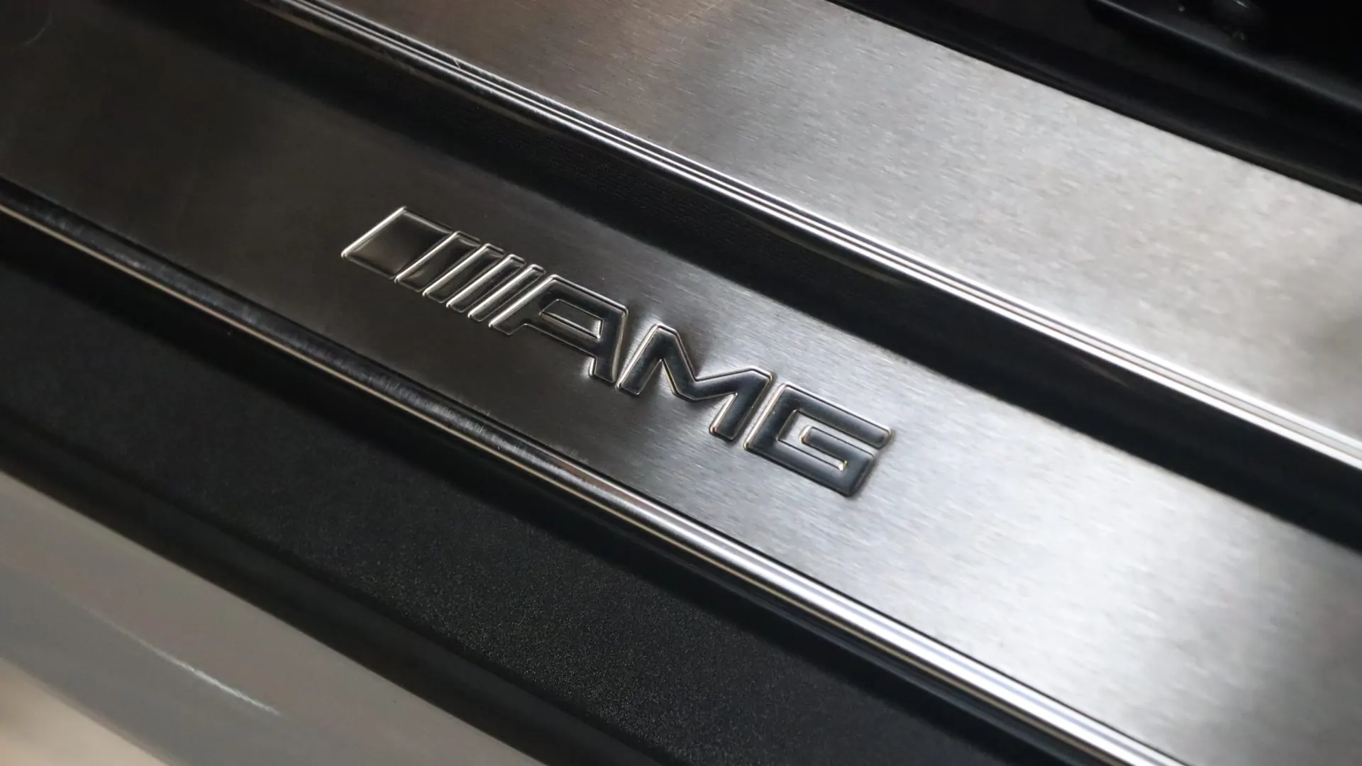Mercedes-Benz SL65 — photo 13
