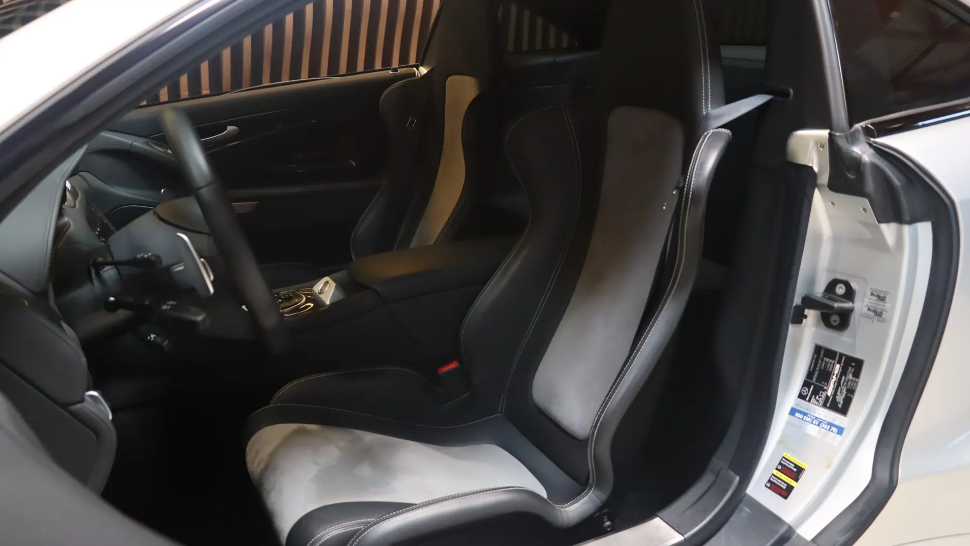 Mercedes-Benz SL65 — photo 6